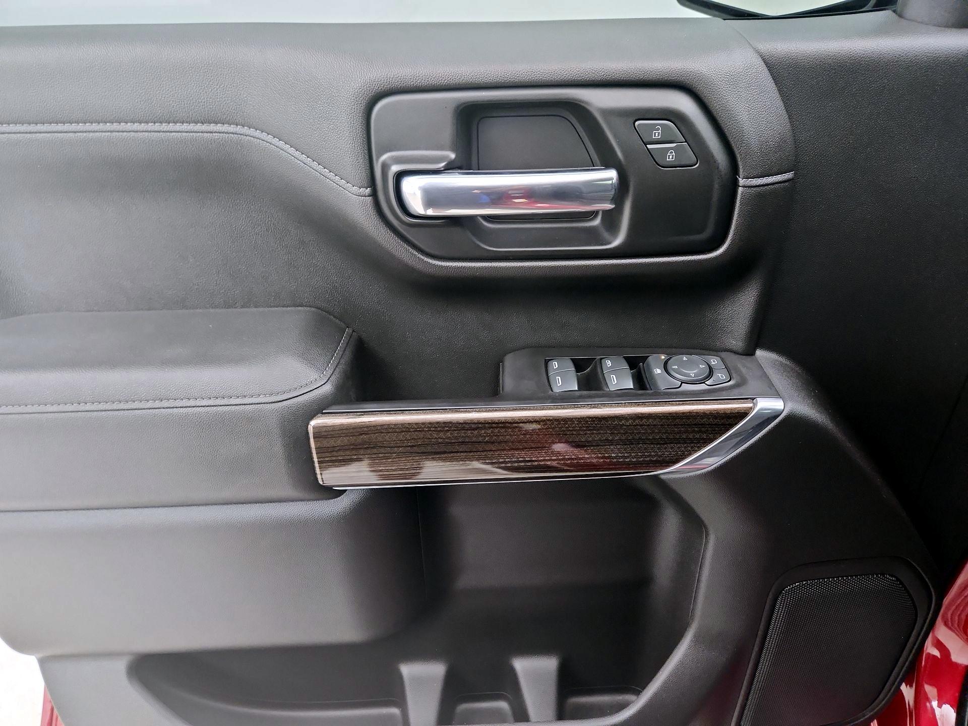 Thumbnail: 2019 Chevrolet Silverado 1500 - 12