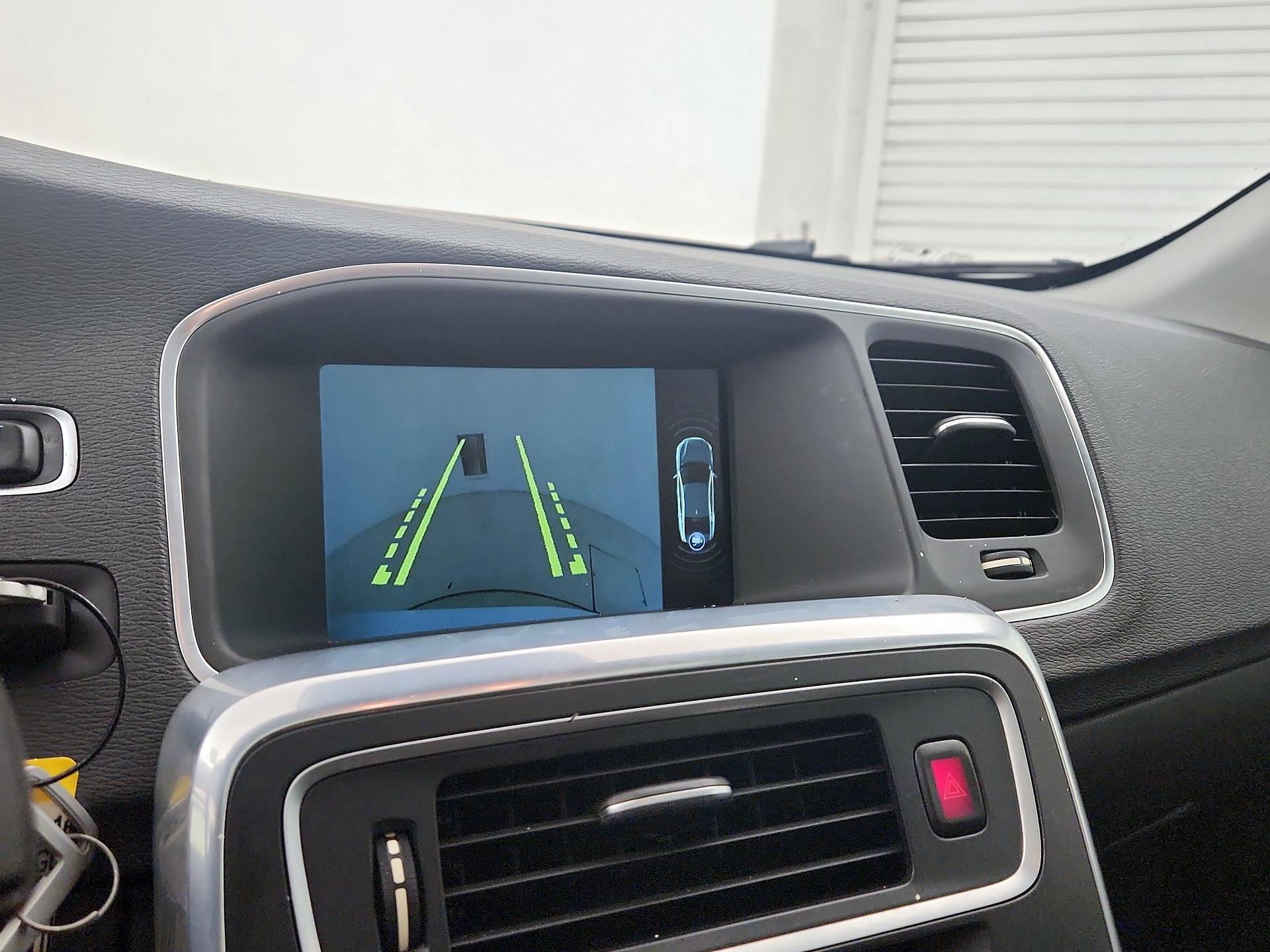 Thumbnail: 2016 Volvo S60 - 15