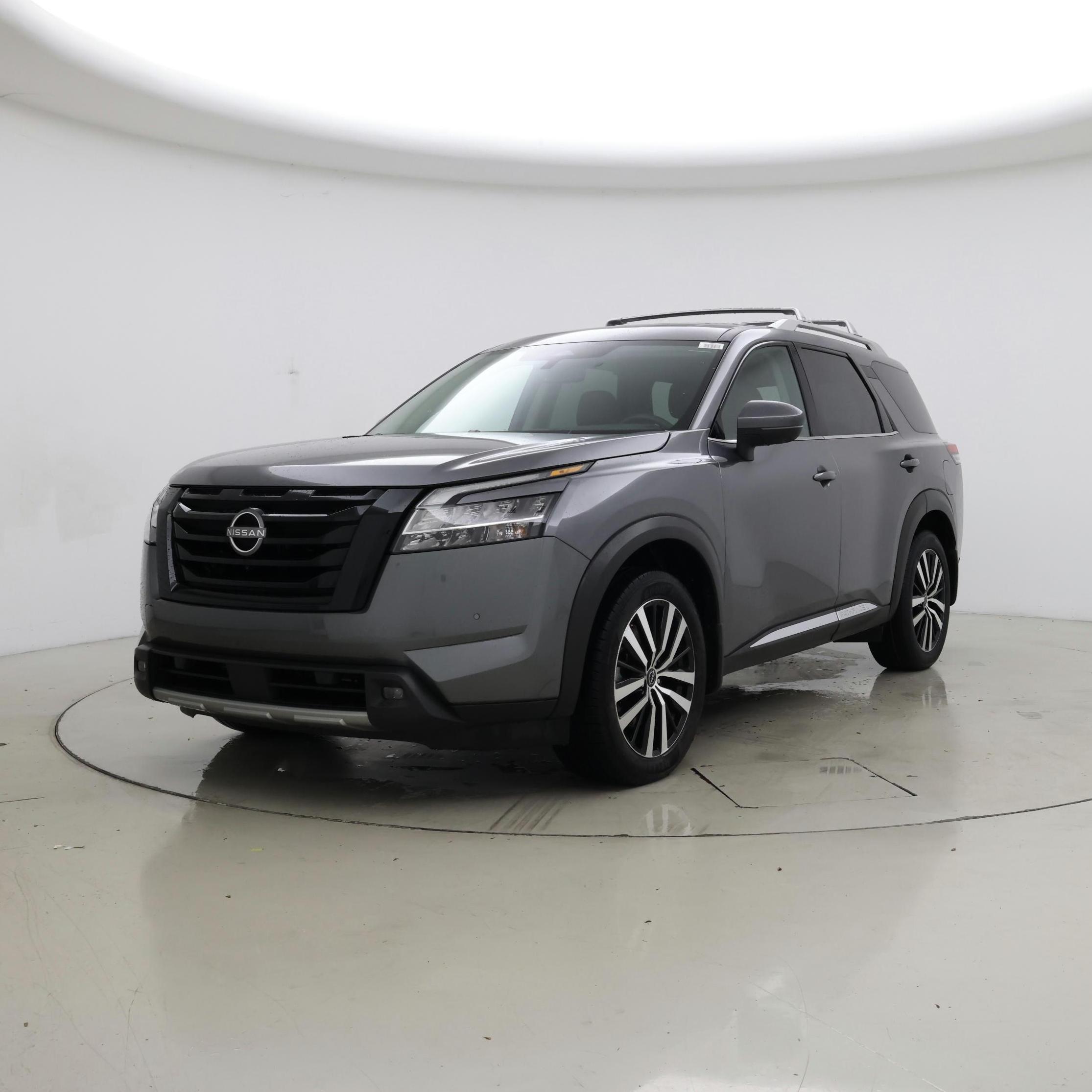 Thumbnail: 2023 Nissan Pathfinder - 4