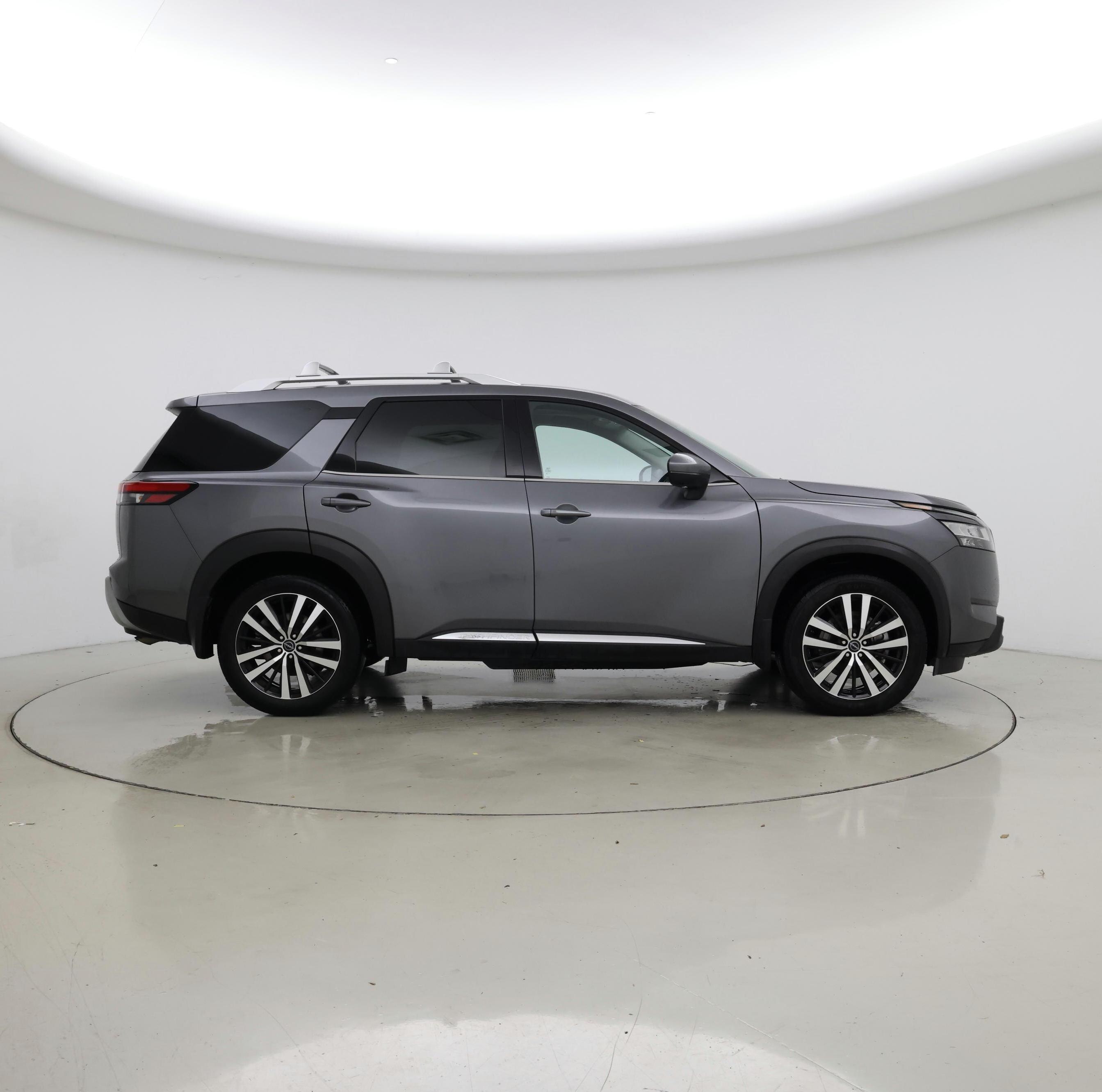 Thumbnail: 2023 Nissan Pathfinder - 7