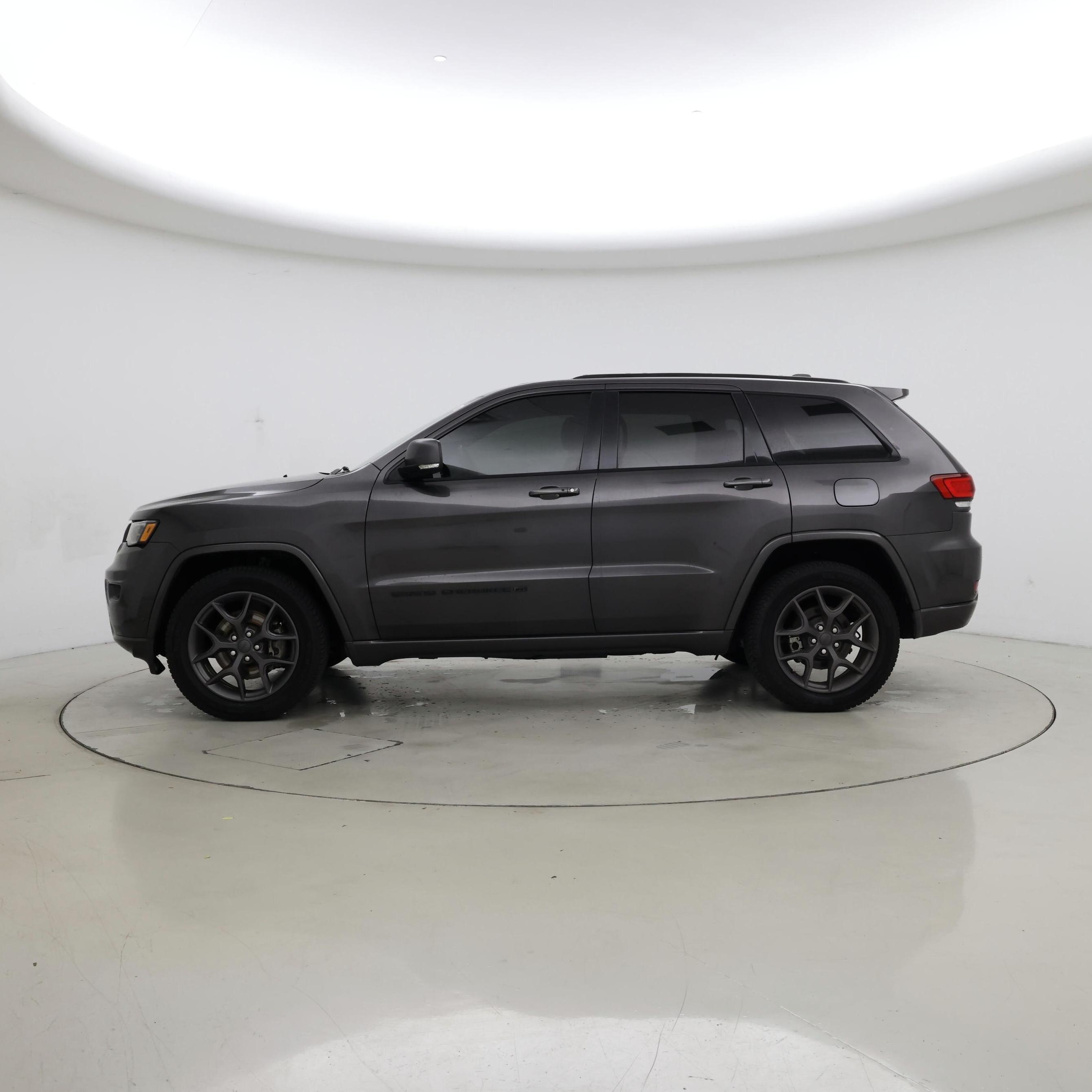 Thumbnail: 2021 Jeep Grand Cherokee - 3