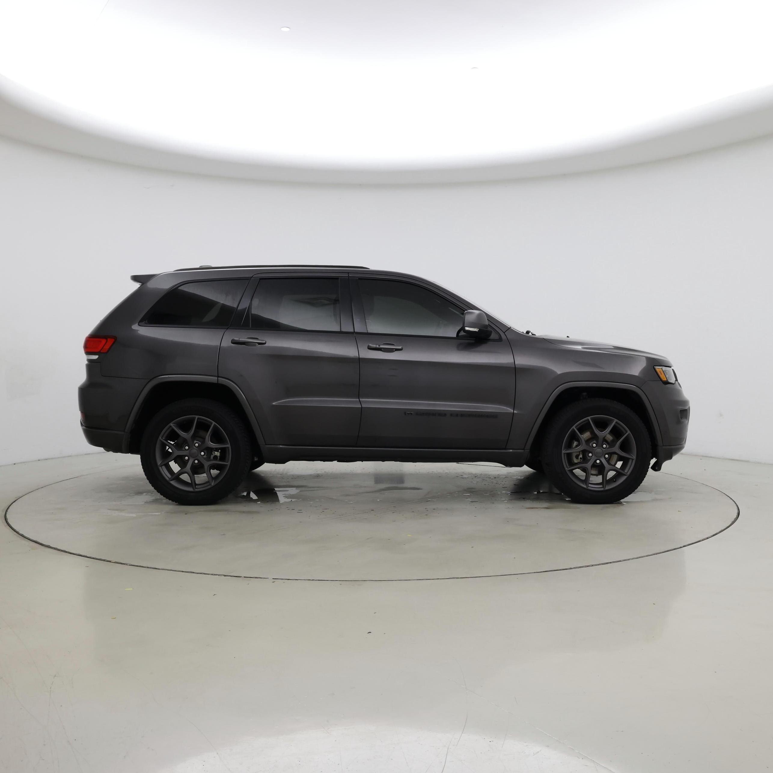 Thumbnail: 2021 Jeep Grand Cherokee - 7