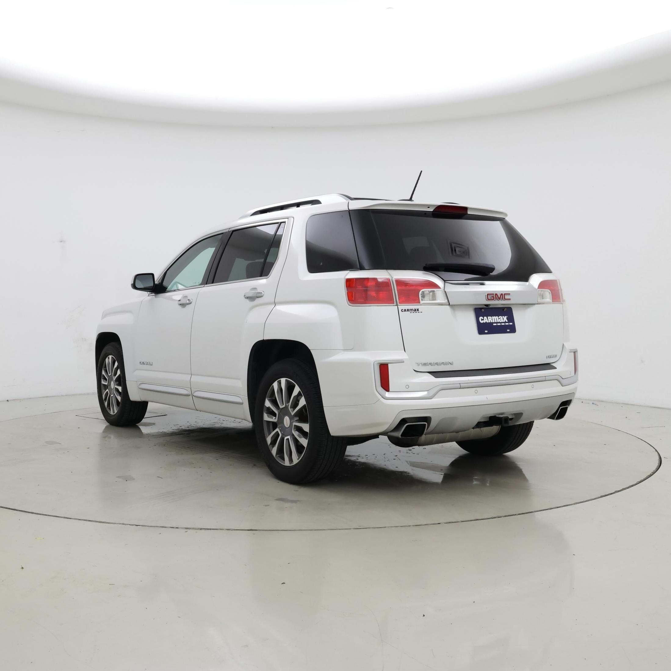 Thumbnail: 2016 GMC Terrain - 2