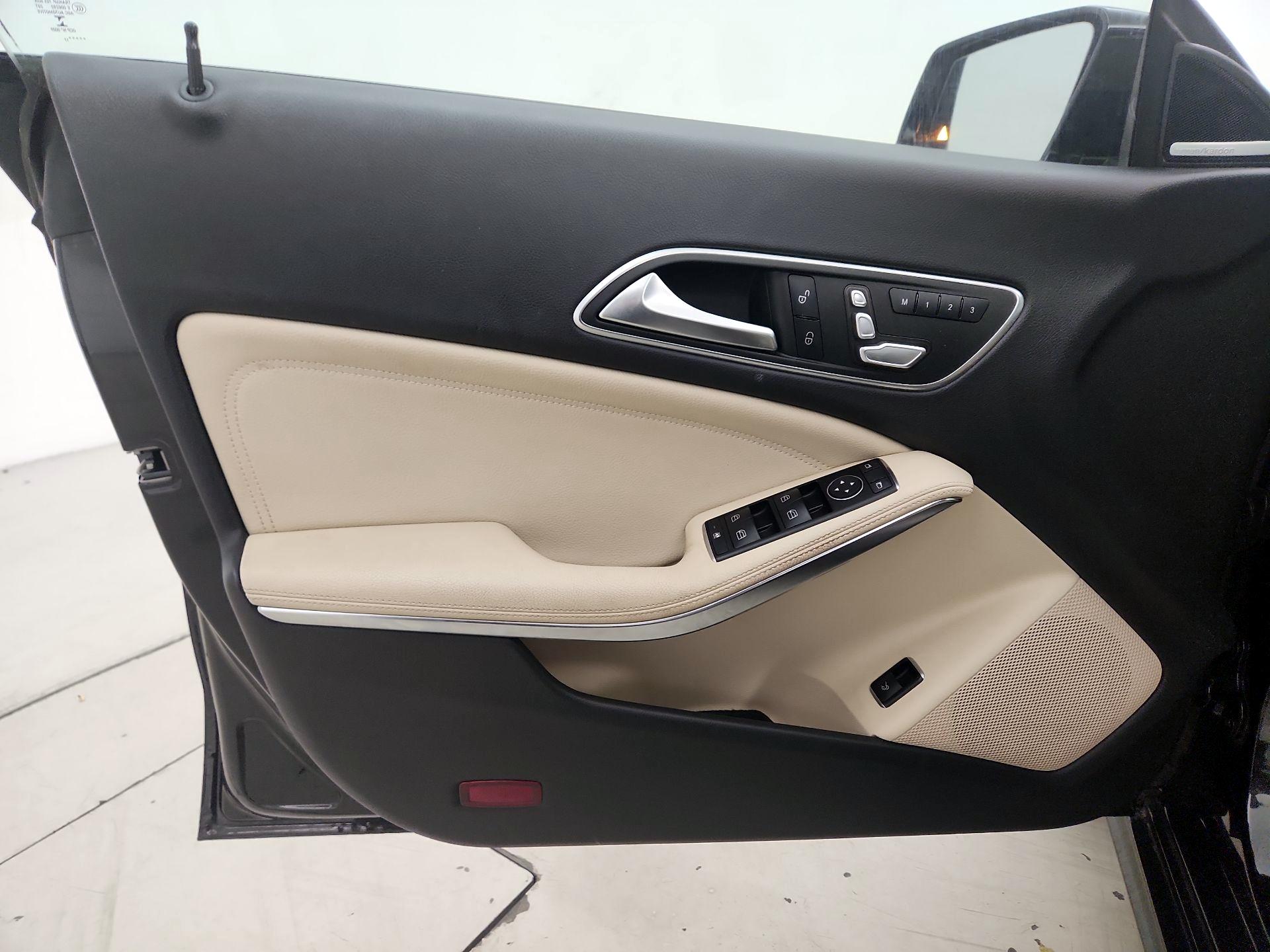 Thumbnail: 2018 Mercedes-Benz CLA - 12