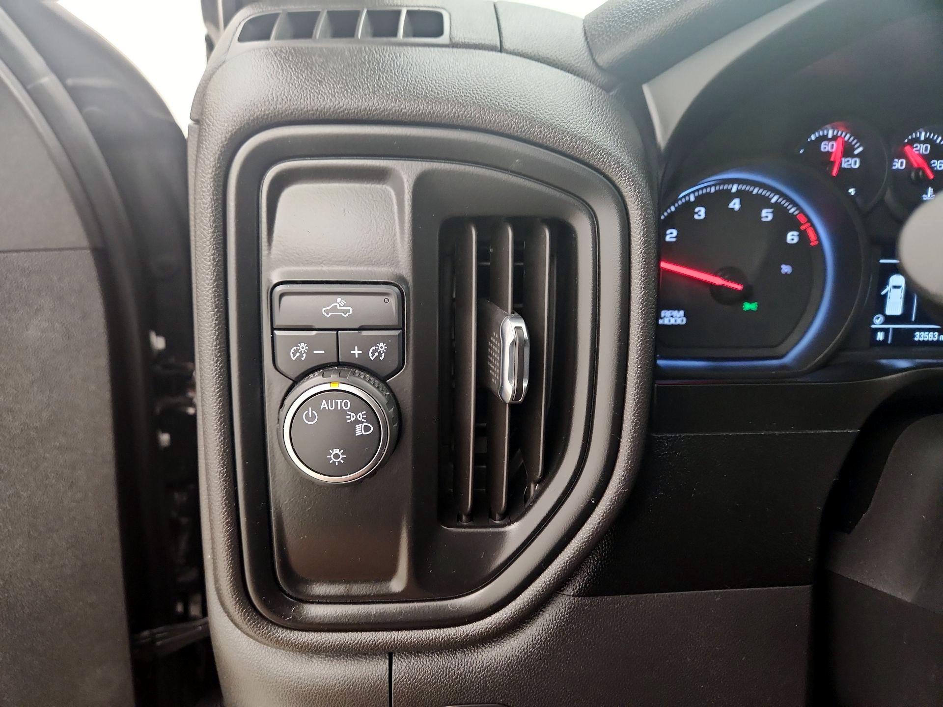 Thumbnail: 2021 Chevrolet Silverado 1500 - 13