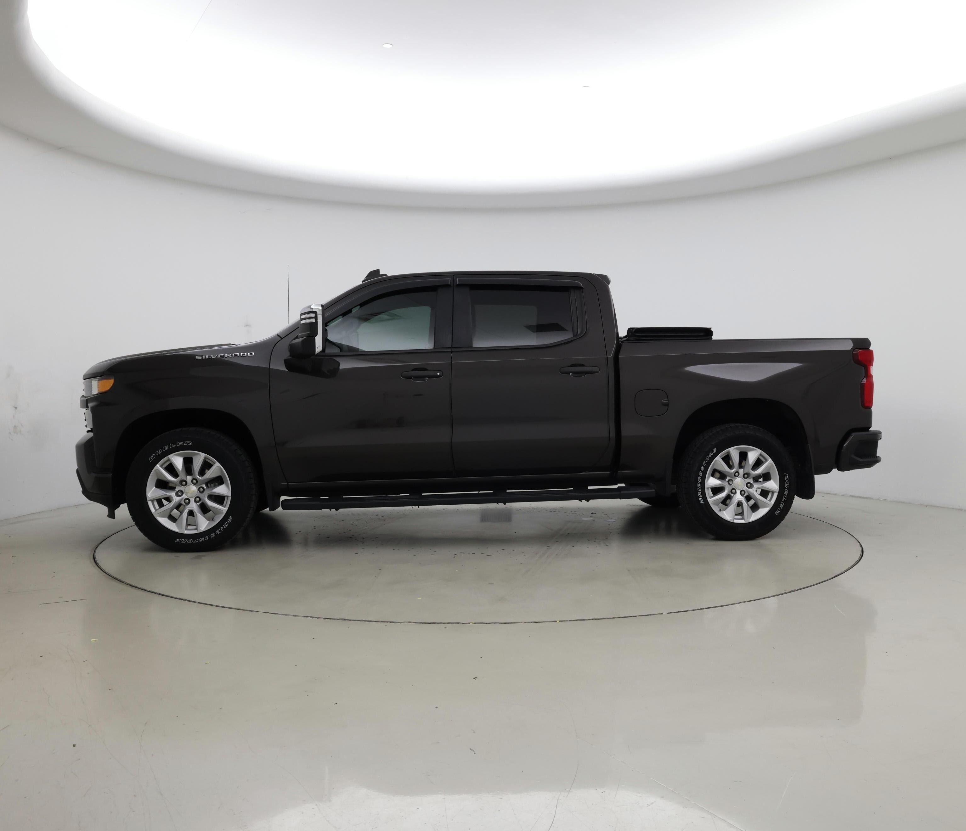 Thumbnail: 2021 Chevrolet Silverado 1500 - 3