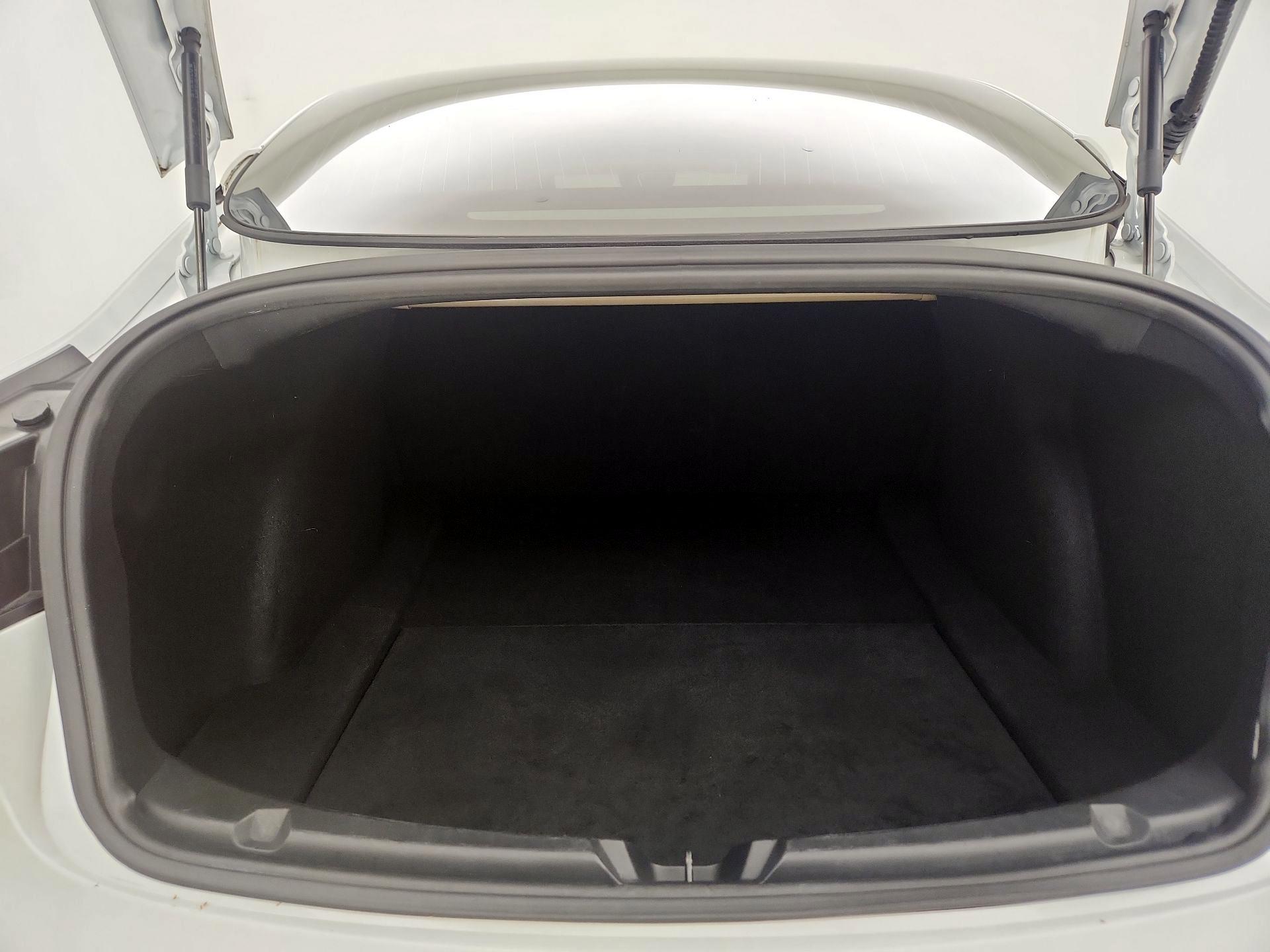 Thumbnail: 2019 Tesla Model 3 - 20