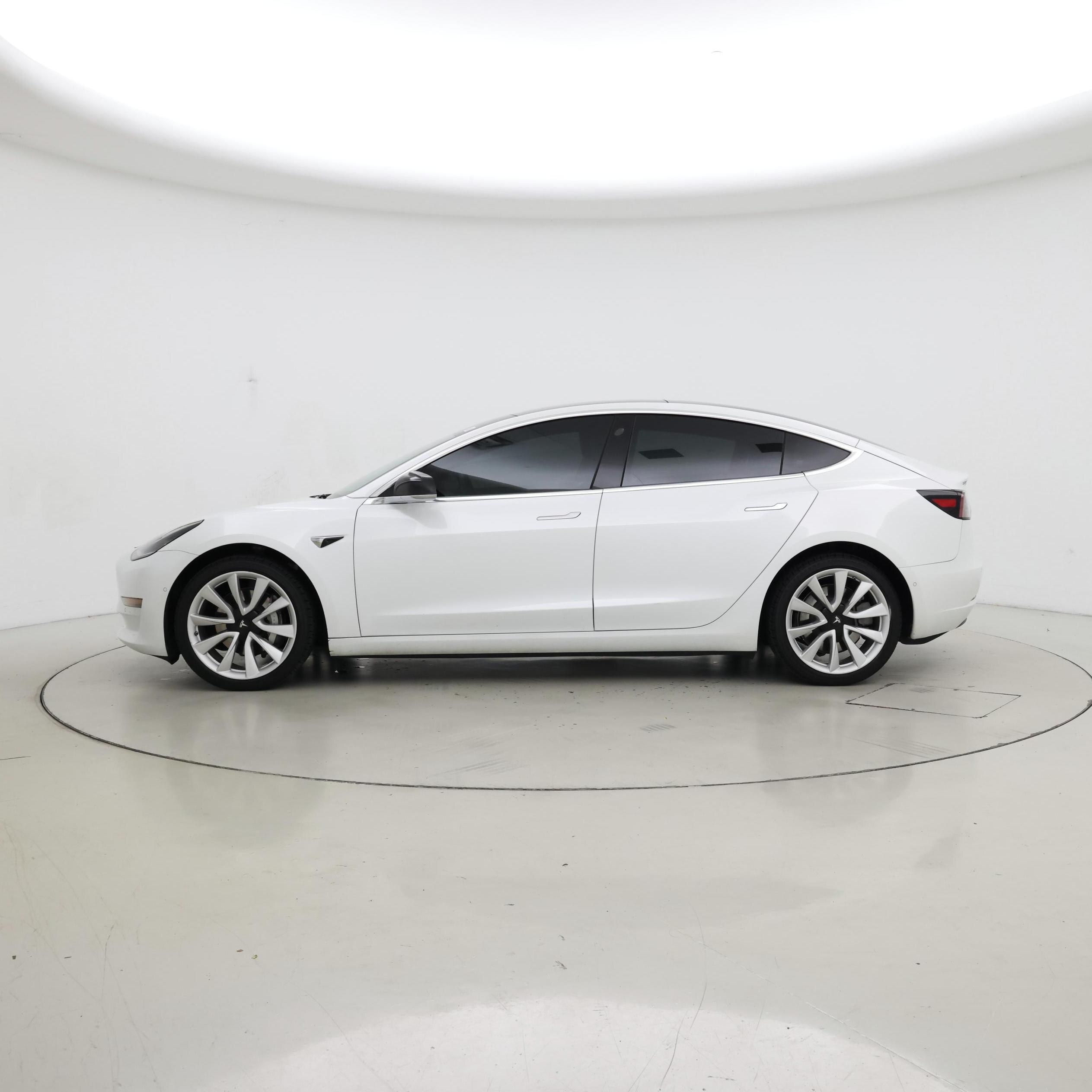 Thumbnail: 2019 Tesla Model 3 - 3