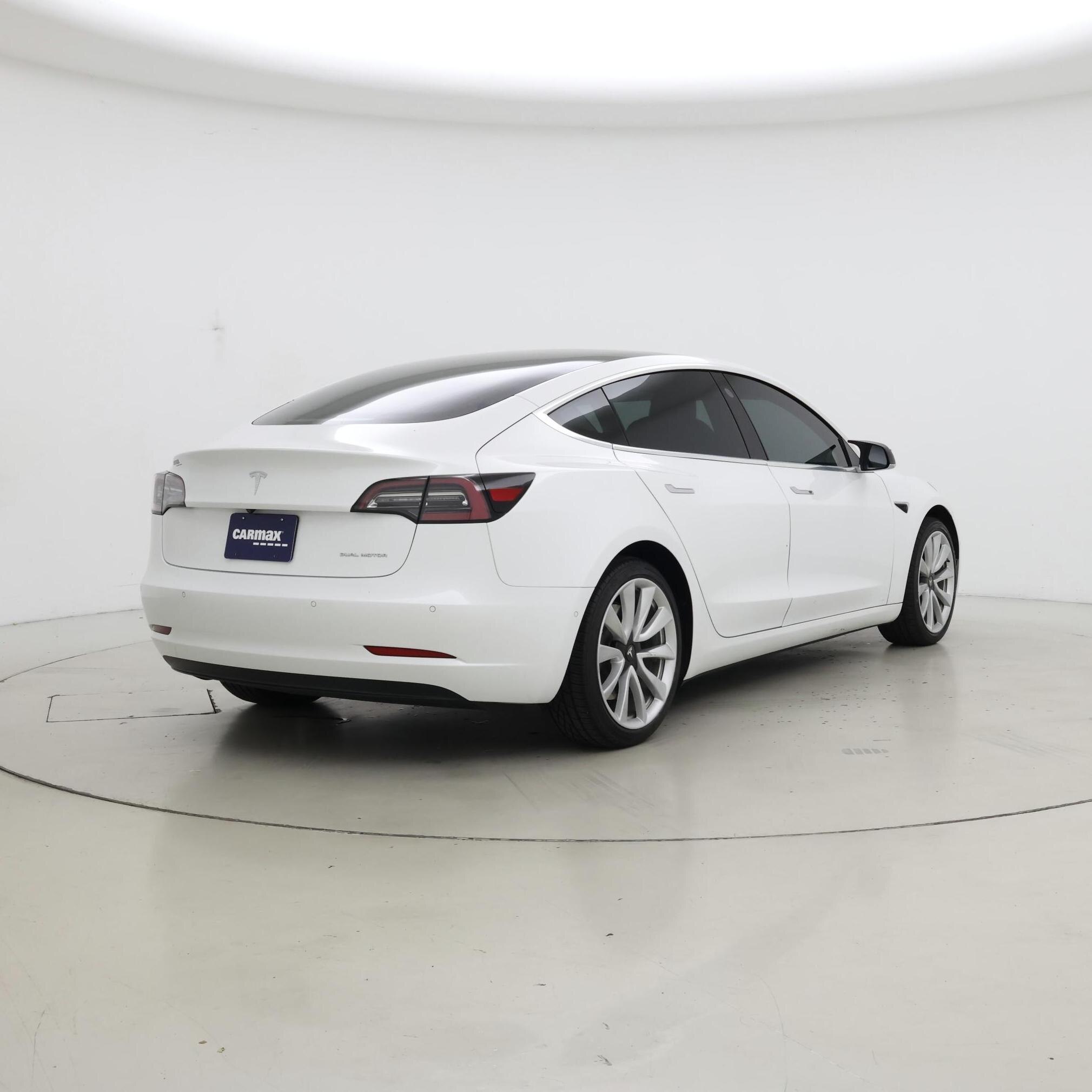 Thumbnail: 2019 Tesla Model 3 - 8