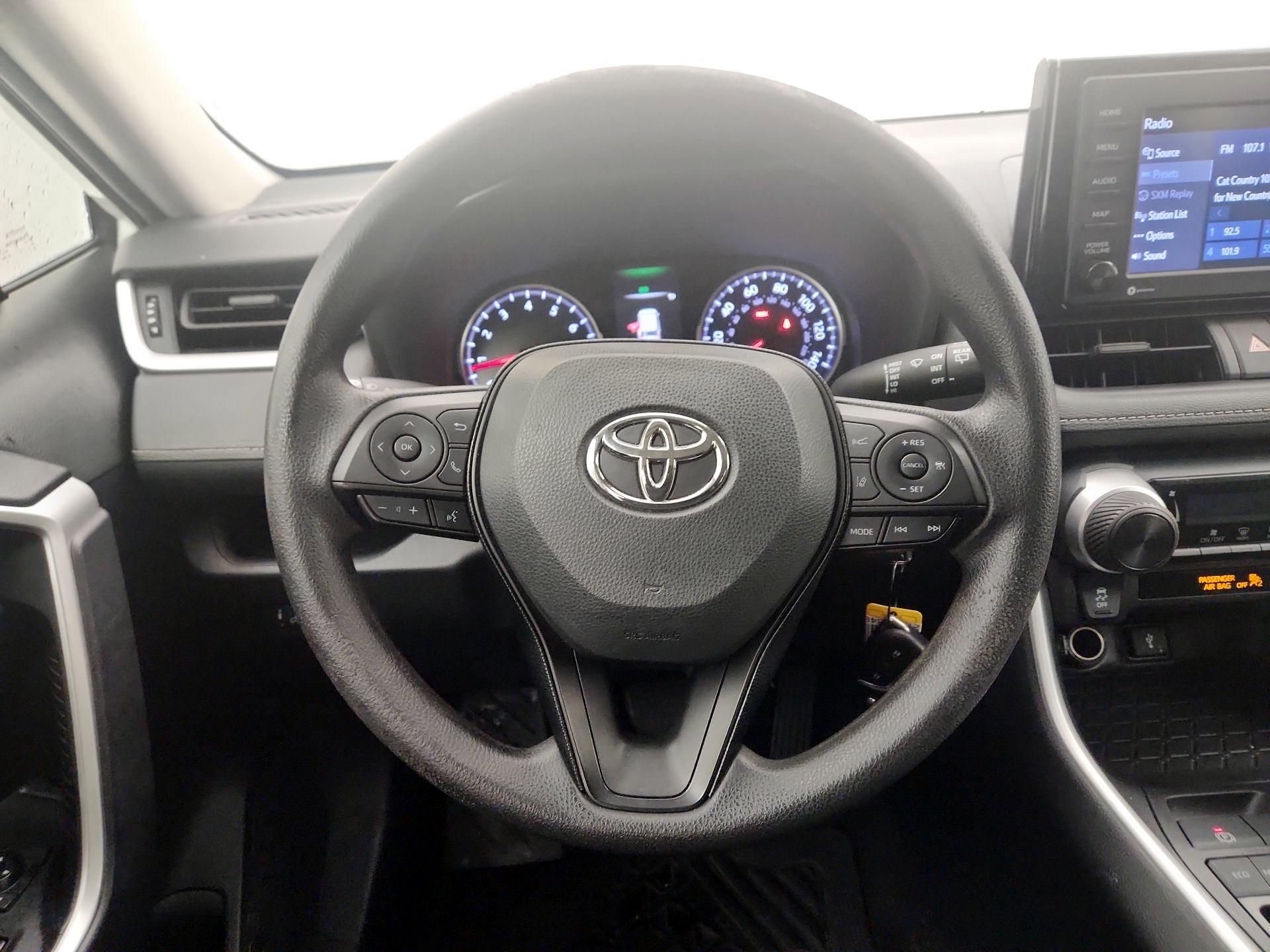 Thumbnail: 2021 Toyota RAV4 - 10