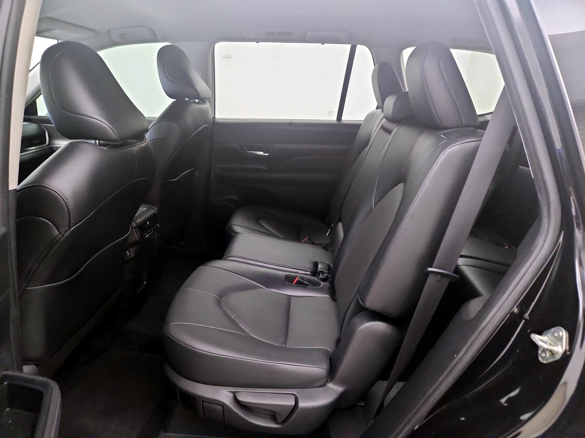 Thumbnail: 2024 Toyota Grand Highlander - 19