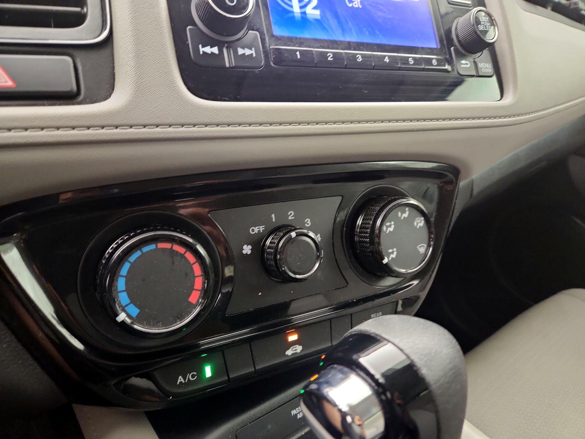 Thumbnail: 2020 Honda HR-V - 16