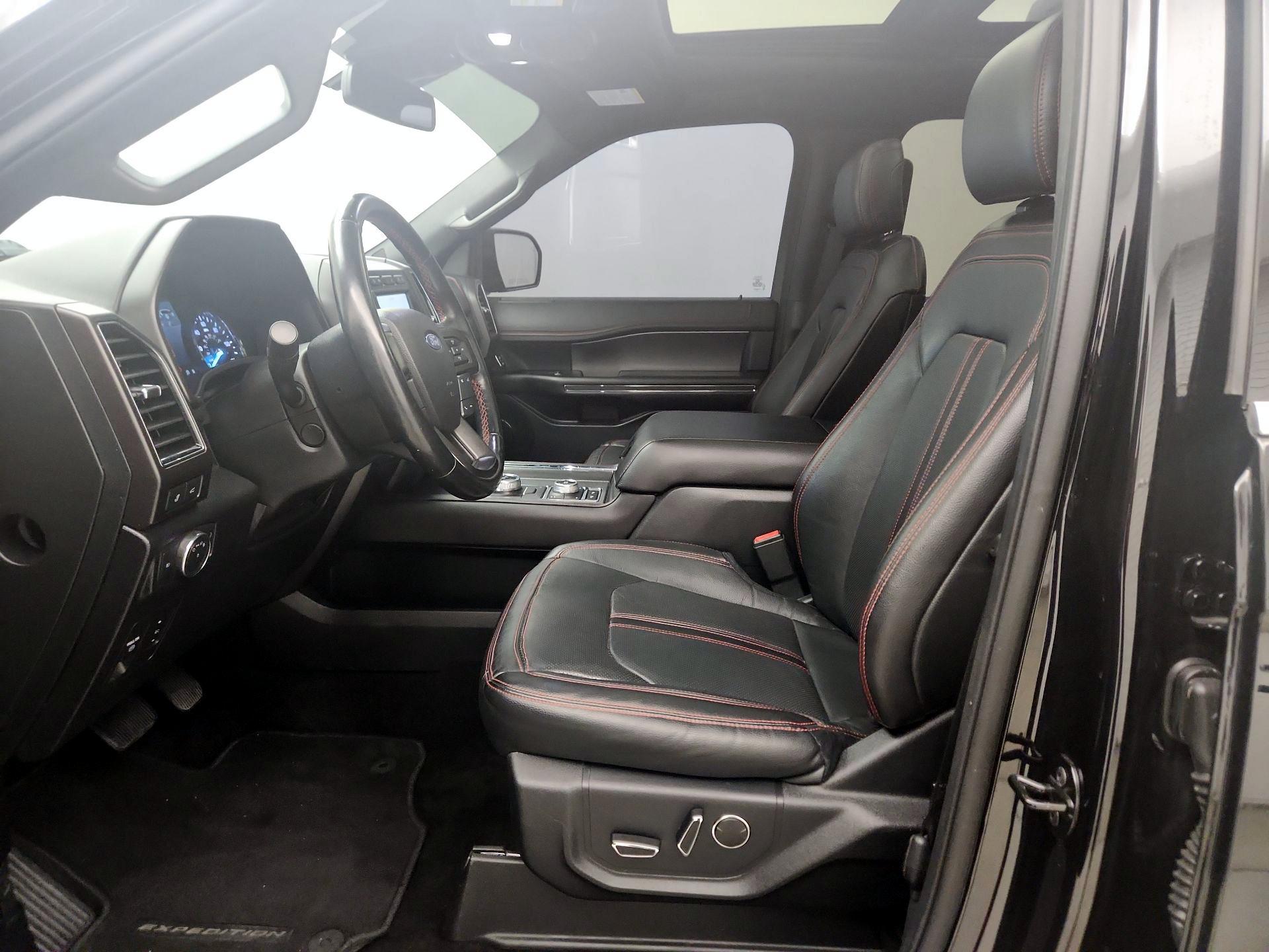 Thumbnail: 2020 Ford Expedition - 11