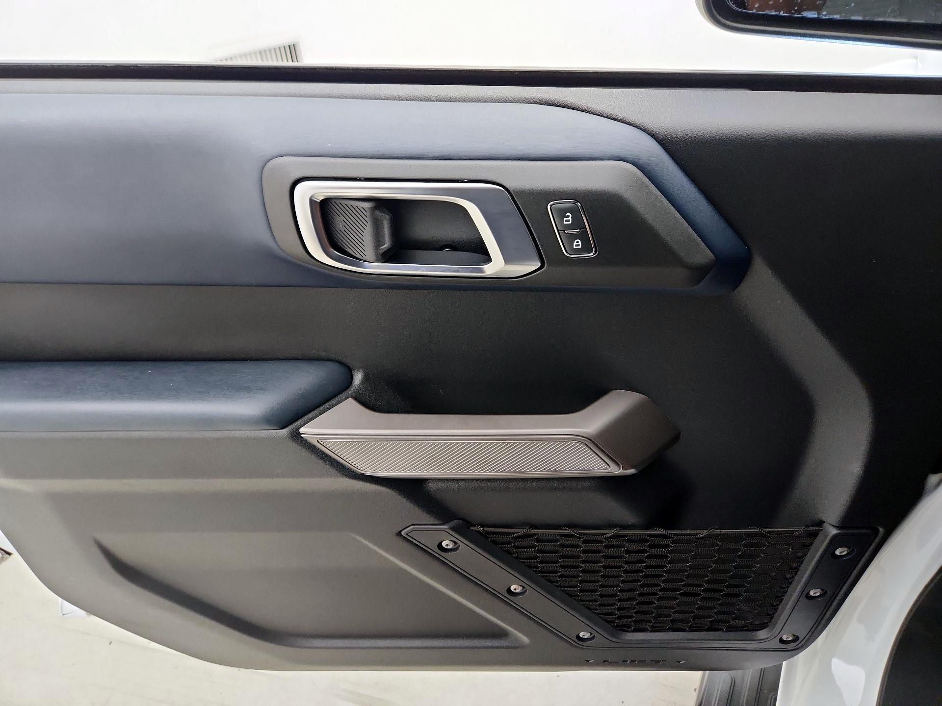 Thumbnail: 2022 Ford Bronco - 12