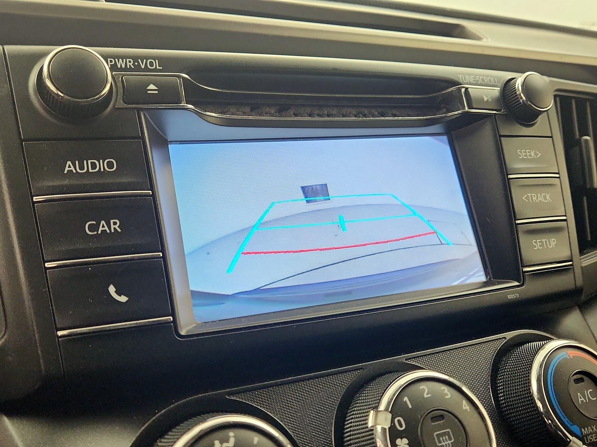 Thumbnail: 2016 Toyota RAV4 - 14