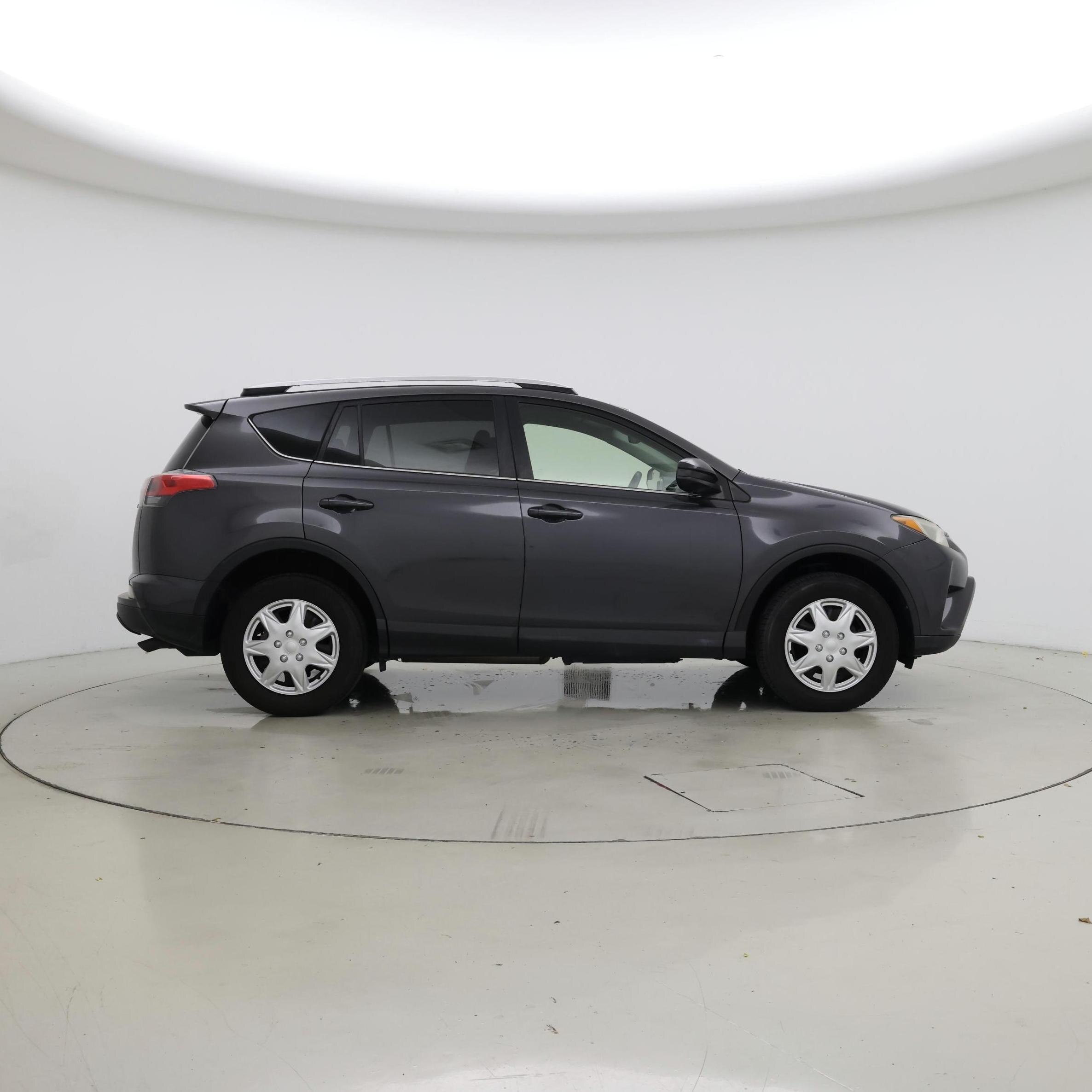 Thumbnail: 2016 Toyota RAV4 - 7