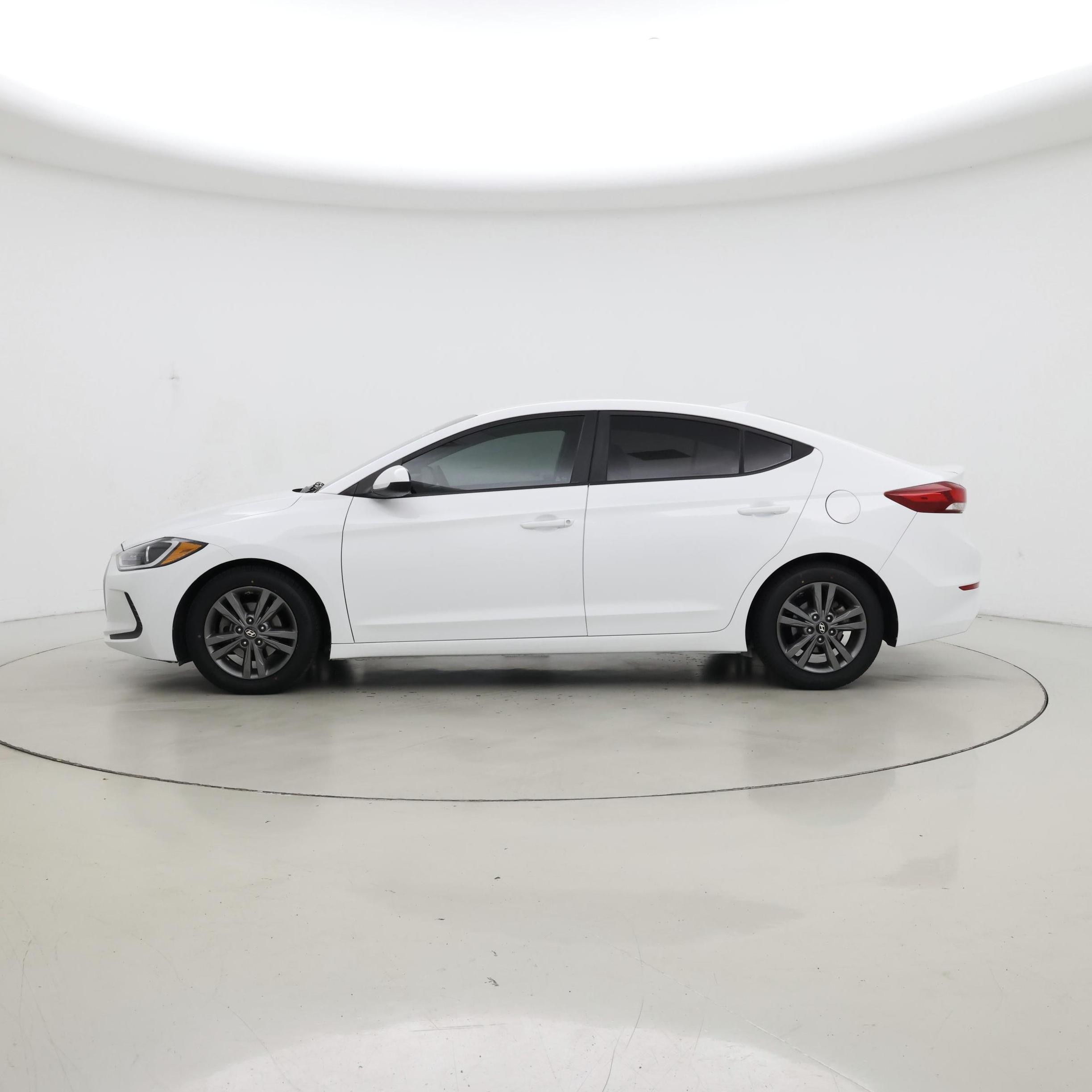 Thumbnail: 2018 Hyundai Elantra - 3