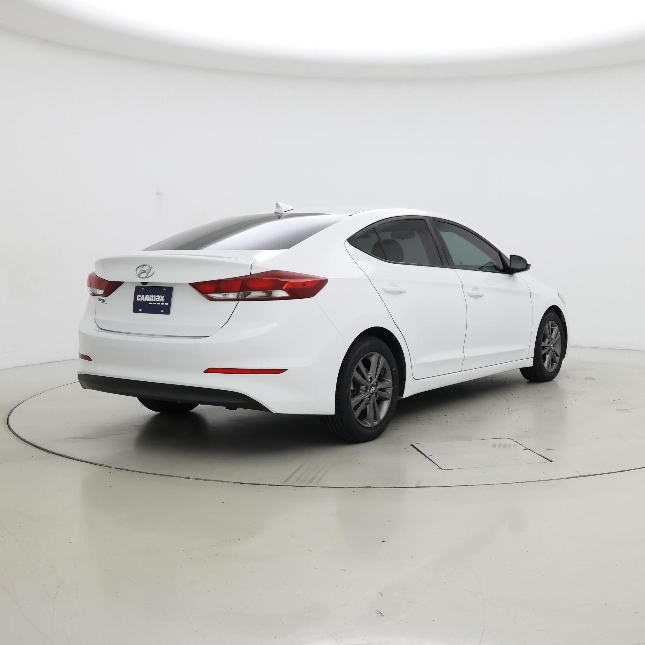 Thumbnail: 2018 Hyundai Elantra - 8