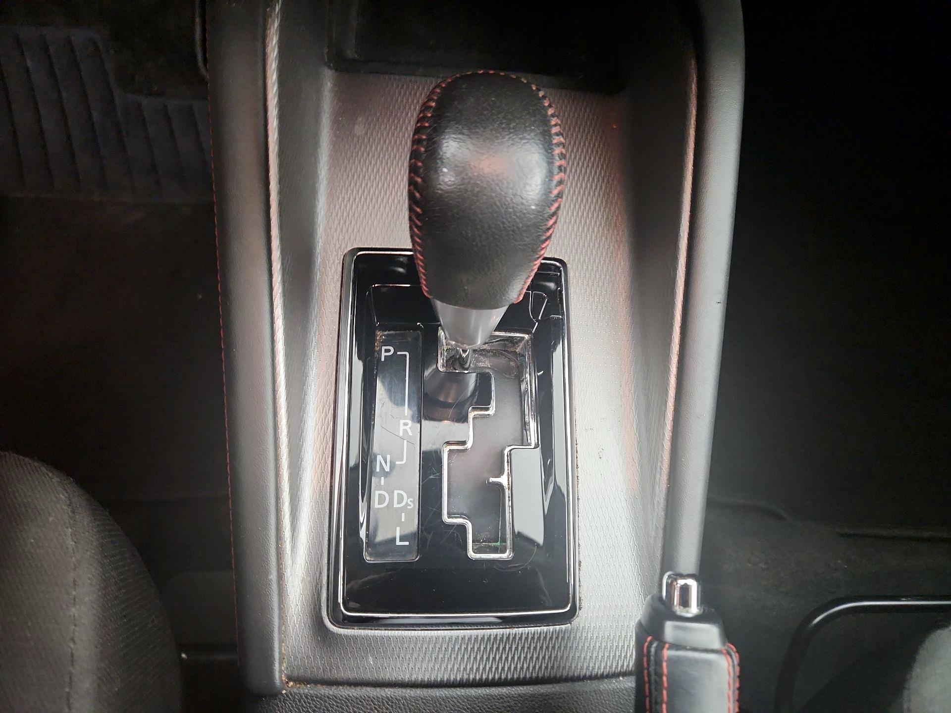 Thumbnail: 2021 Mitsubishi Outlander Sport - 17
