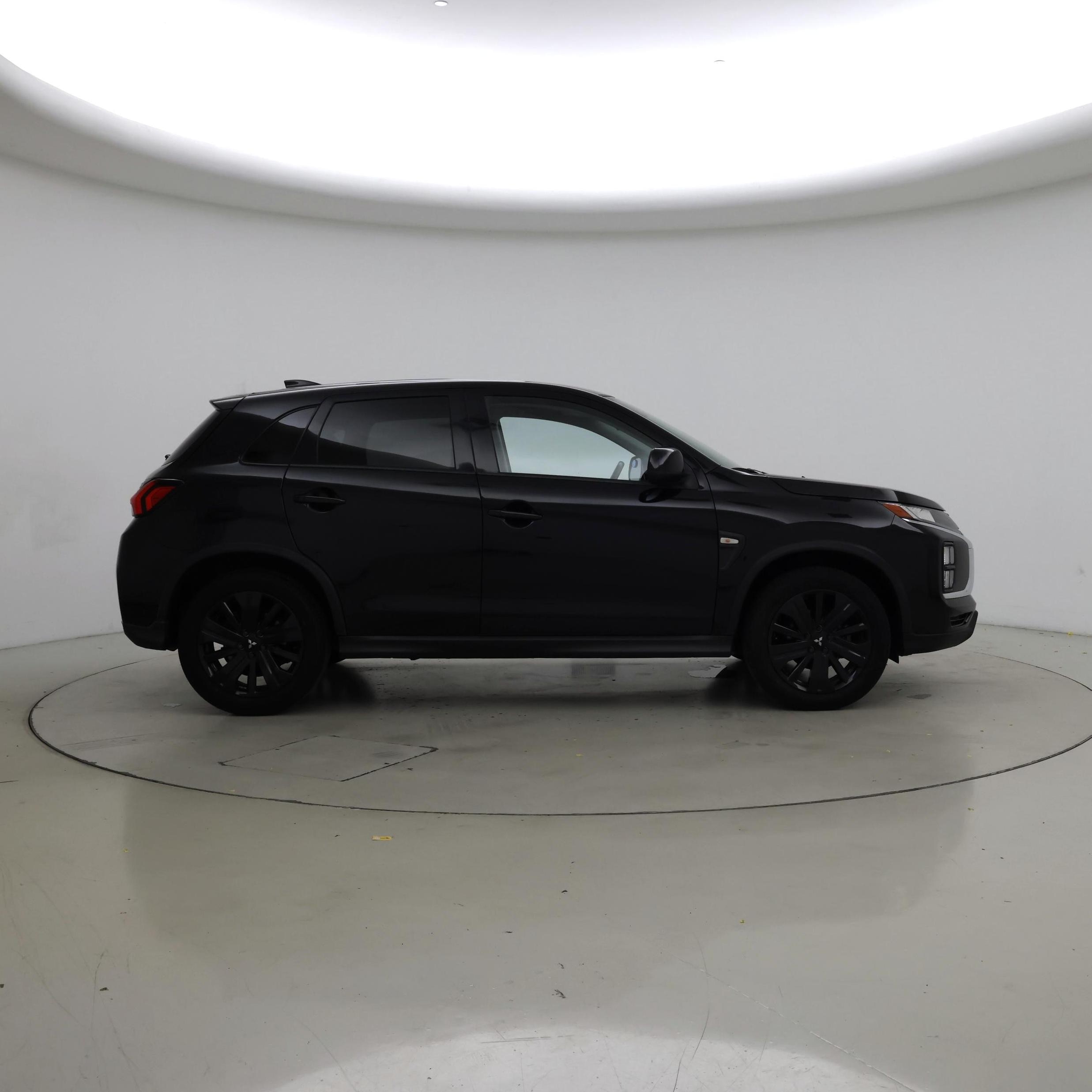 Thumbnail: 2021 Mitsubishi Outlander Sport - 7