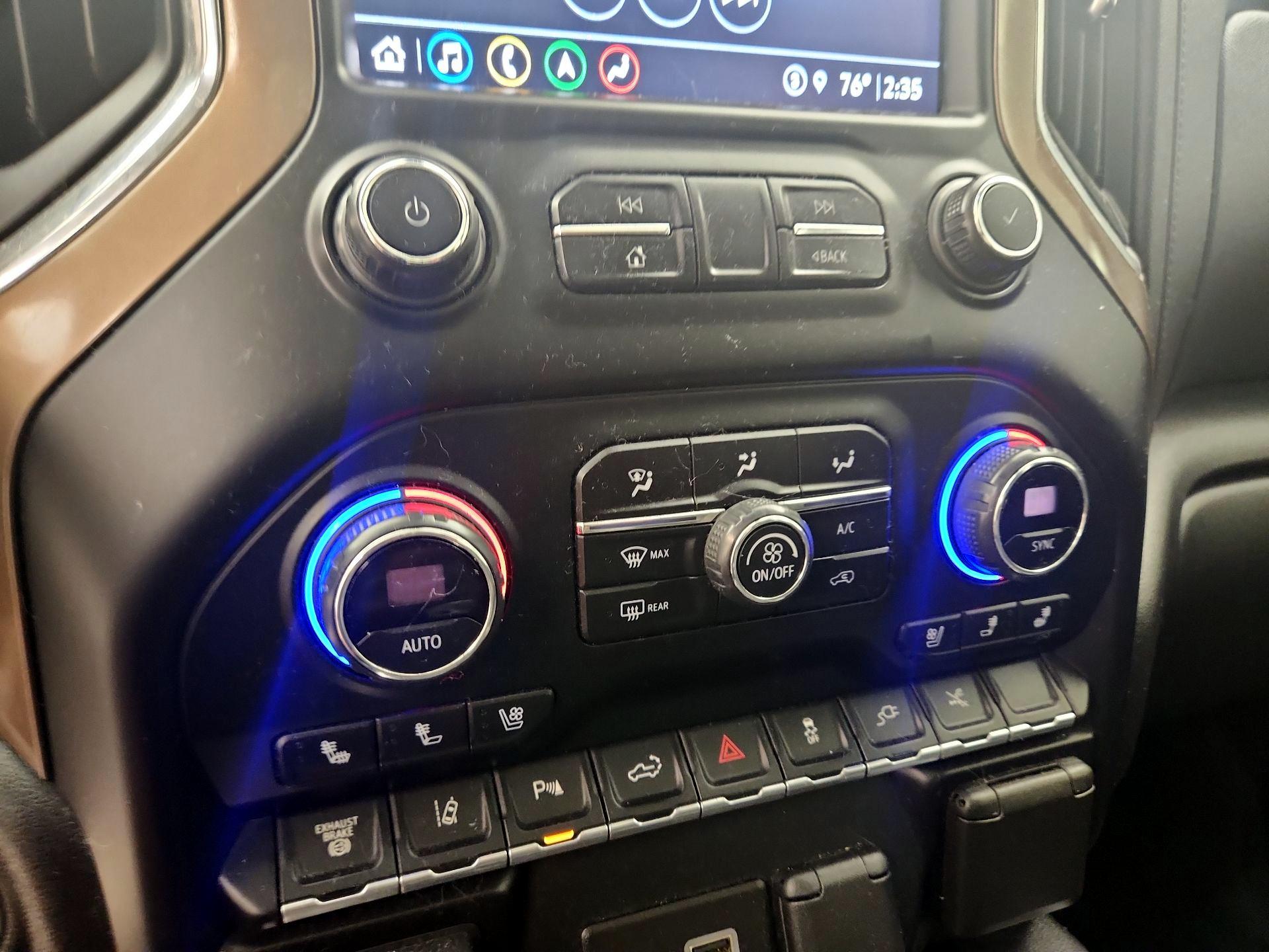 Thumbnail: 2021 Chevrolet Silverado 3500 - 17