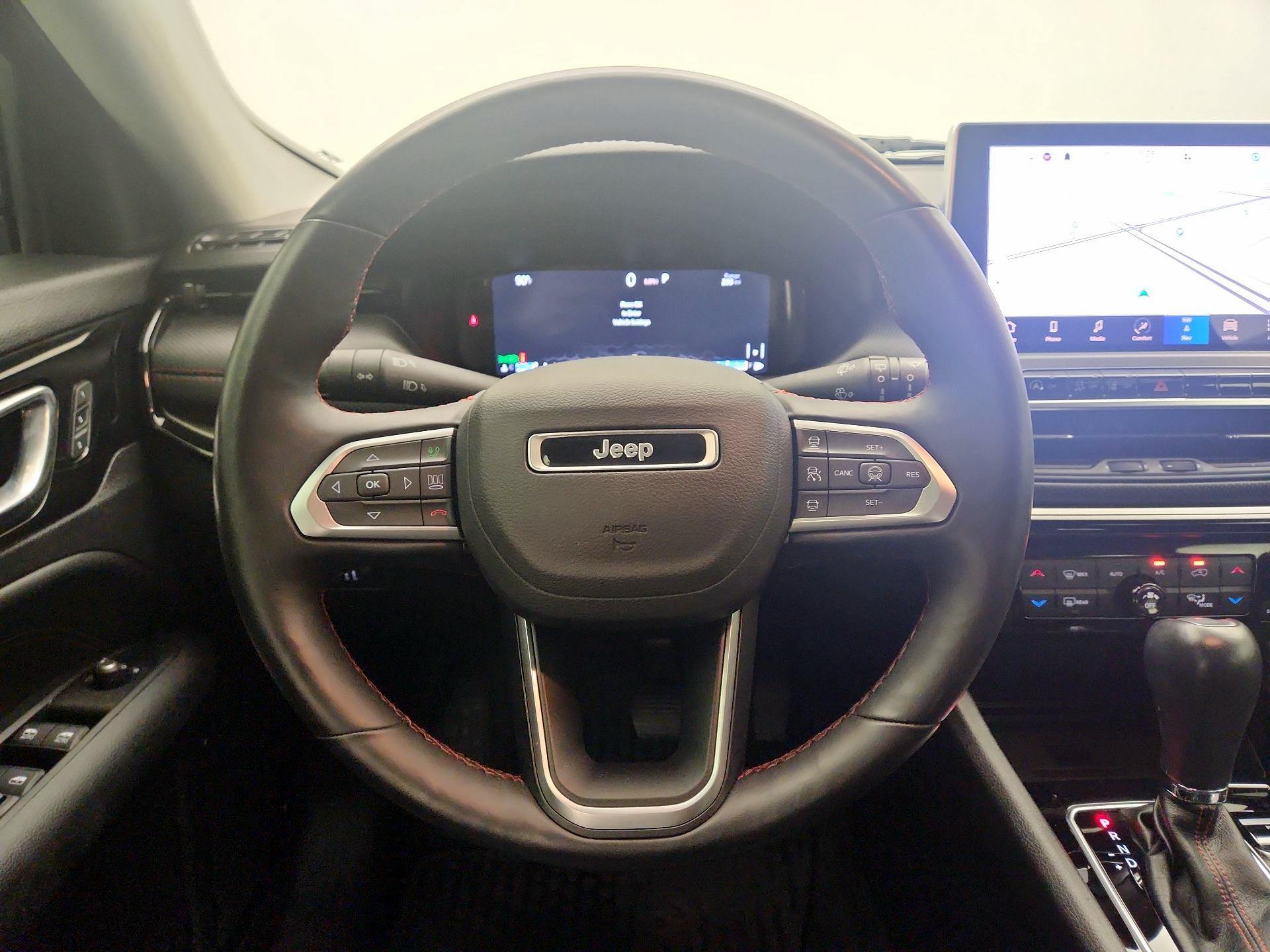 Thumbnail: 2022 Jeep Compass - 10
