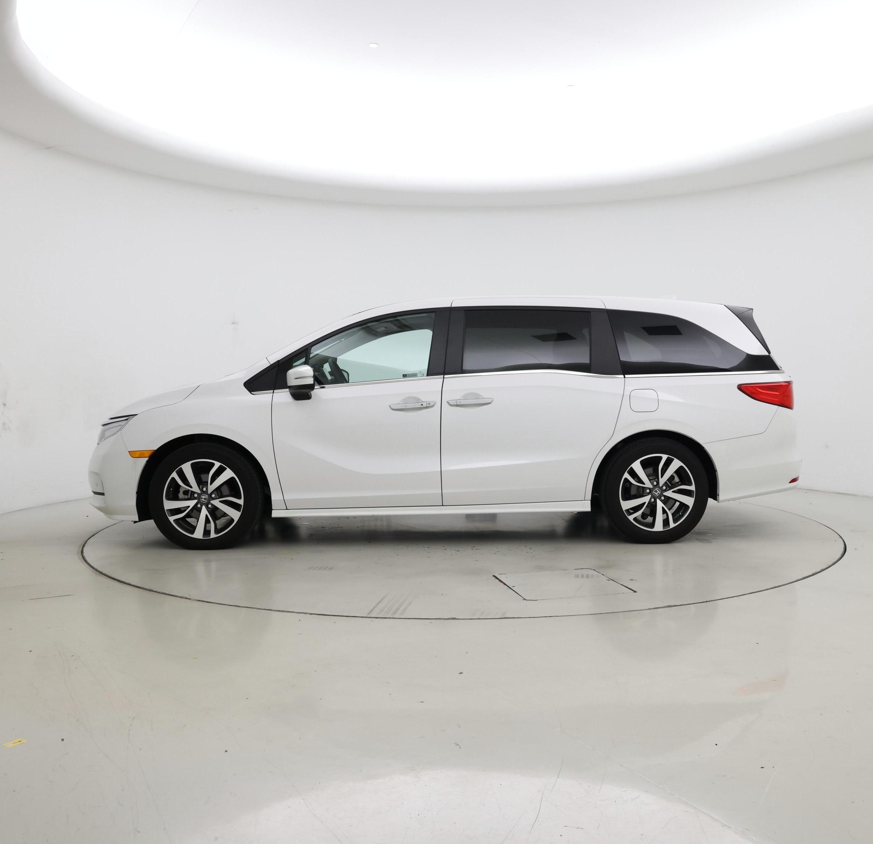 Thumbnail: 2024 Honda Odyssey - 3