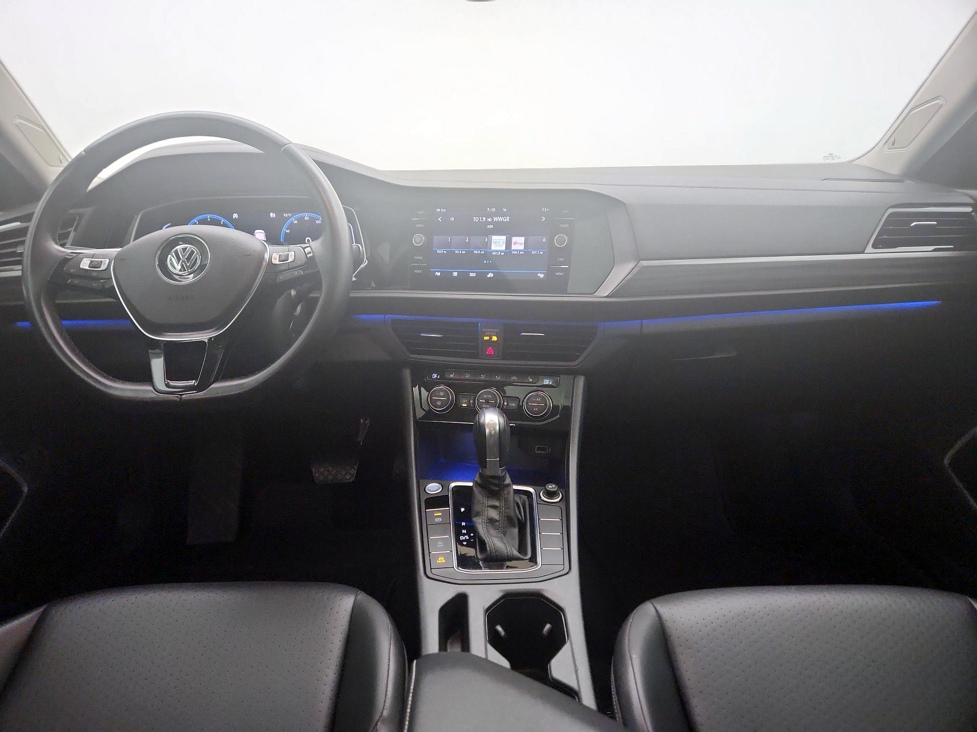 Thumbnail: 2019 Volkswagen Jetta - 9