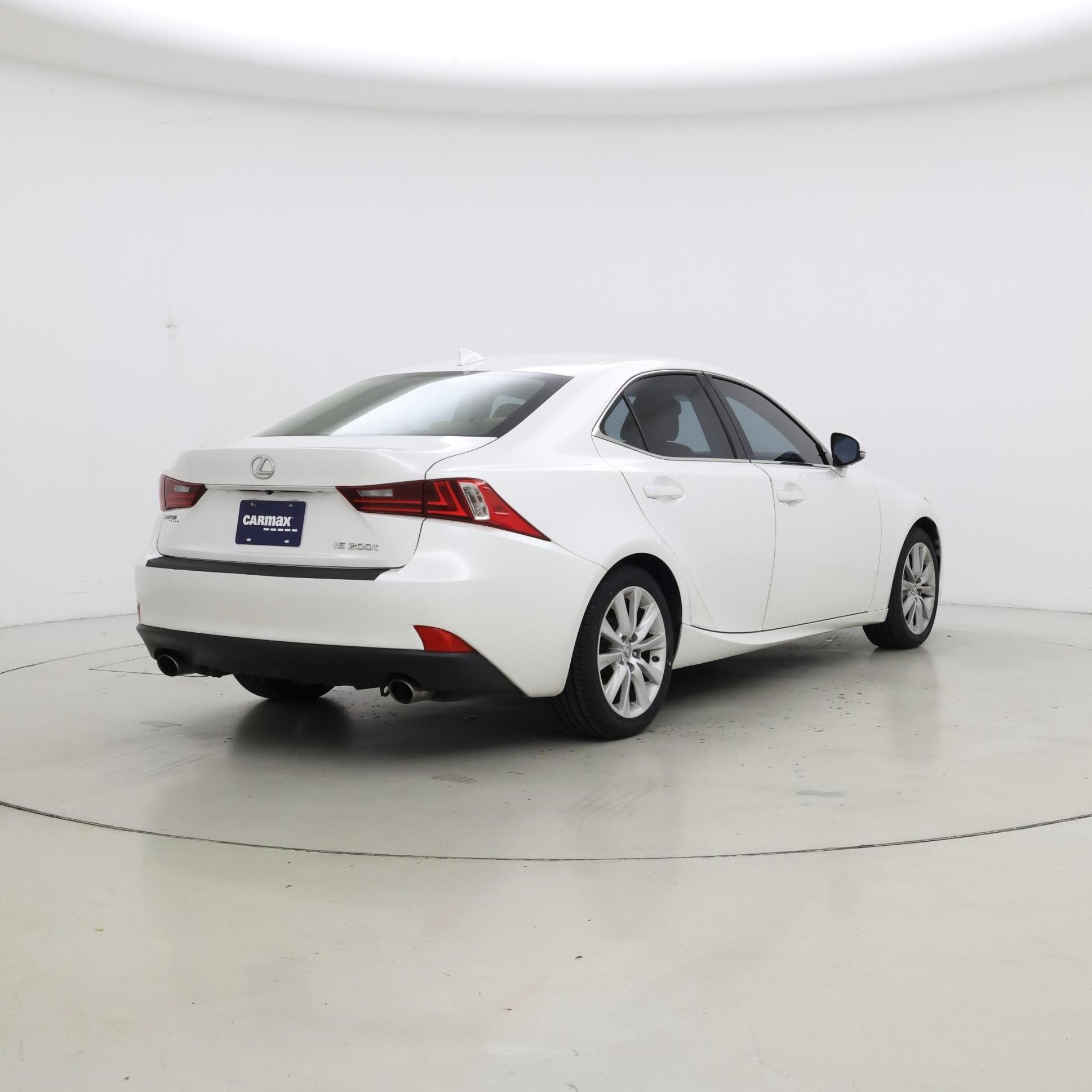 Thumbnail: 2016 Lexus IS - 8