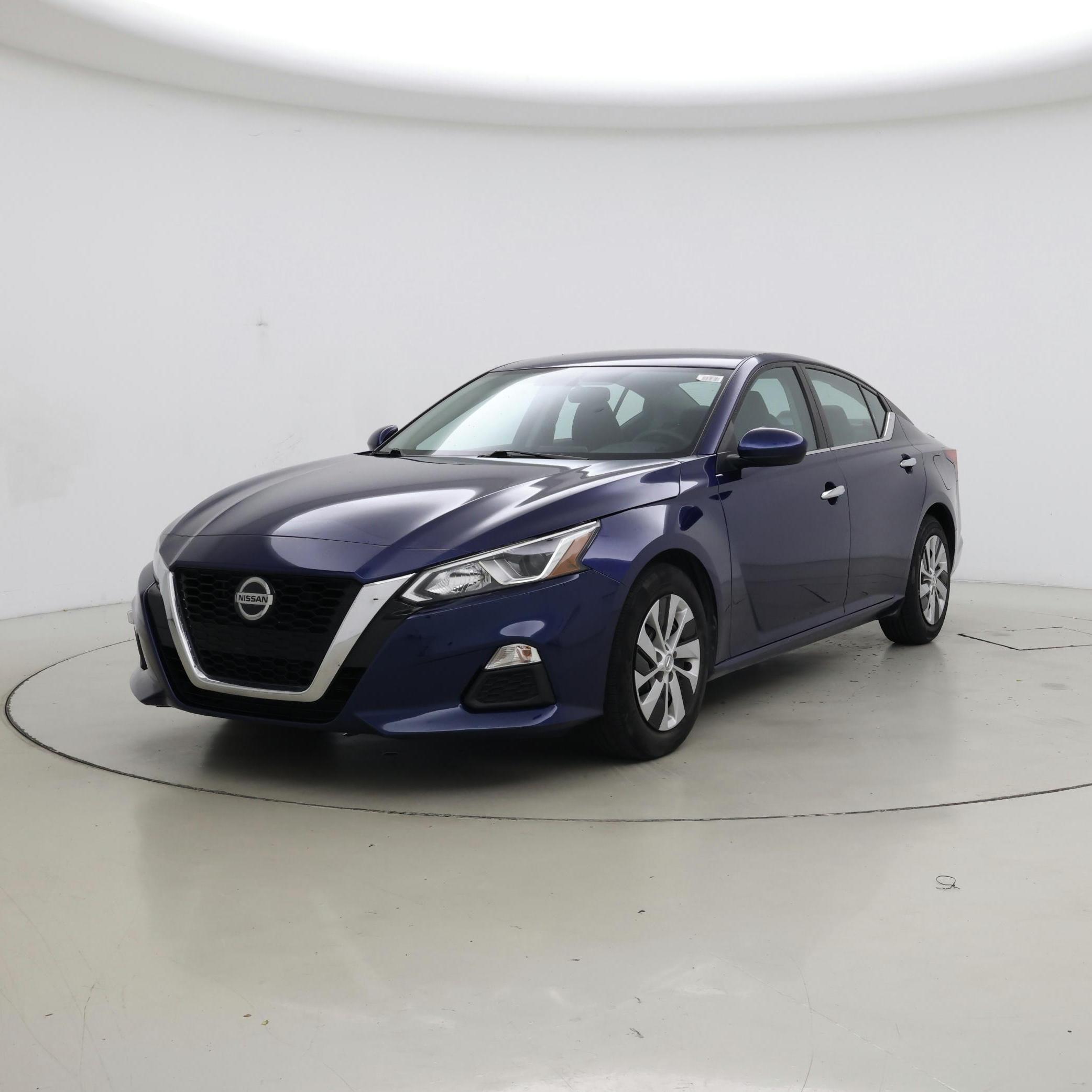 Thumbnail: 2020 Nissan Altima - 4