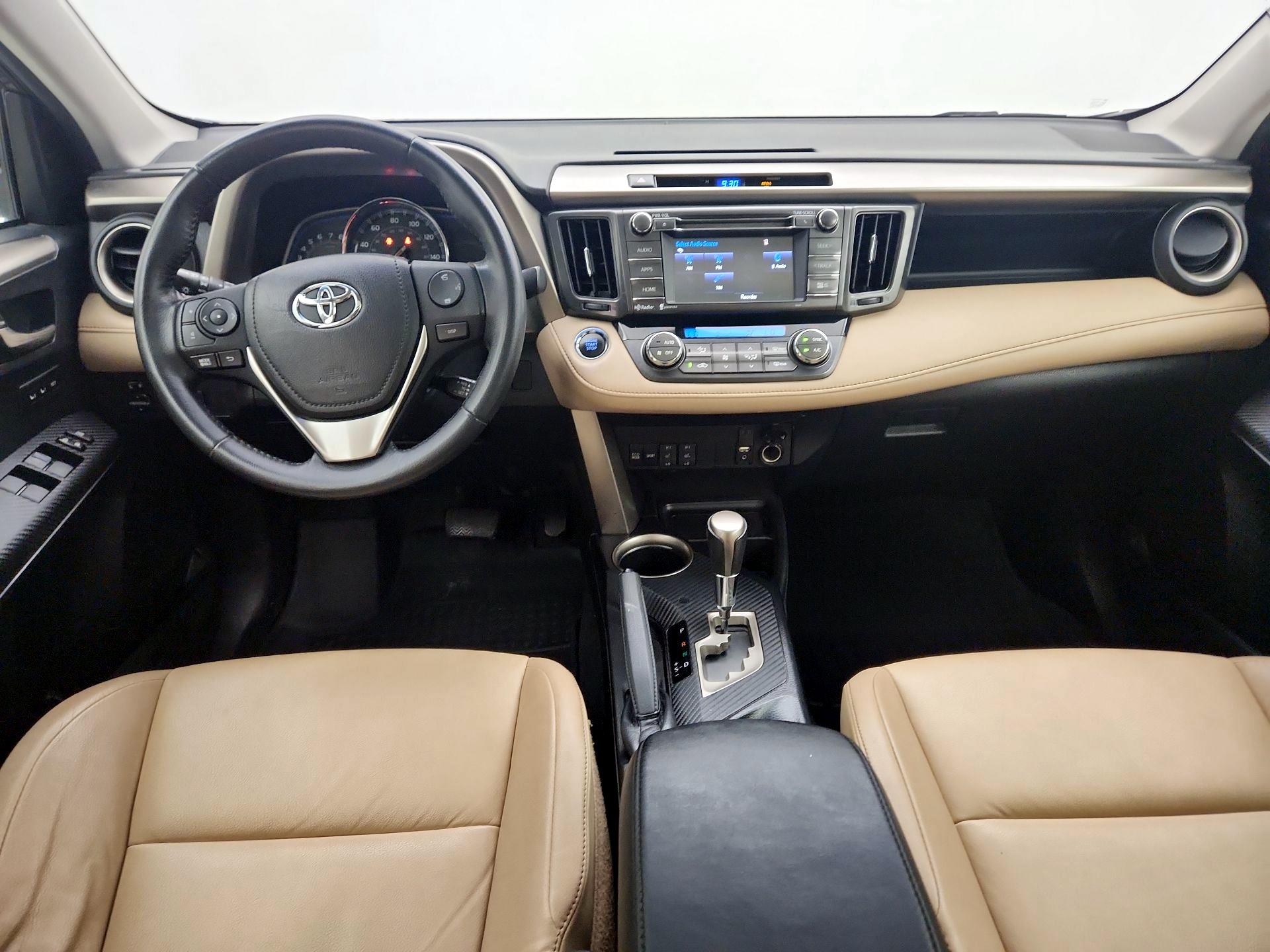 Thumbnail: 2015 Toyota RAV4 - 9