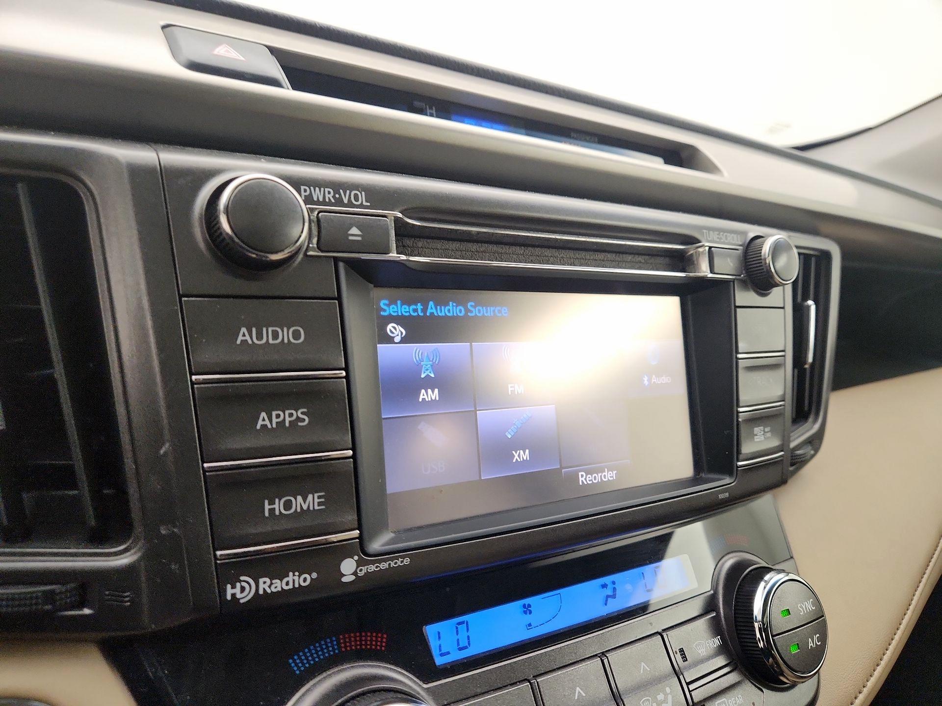 Thumbnail: 2015 Toyota RAV4 - 15