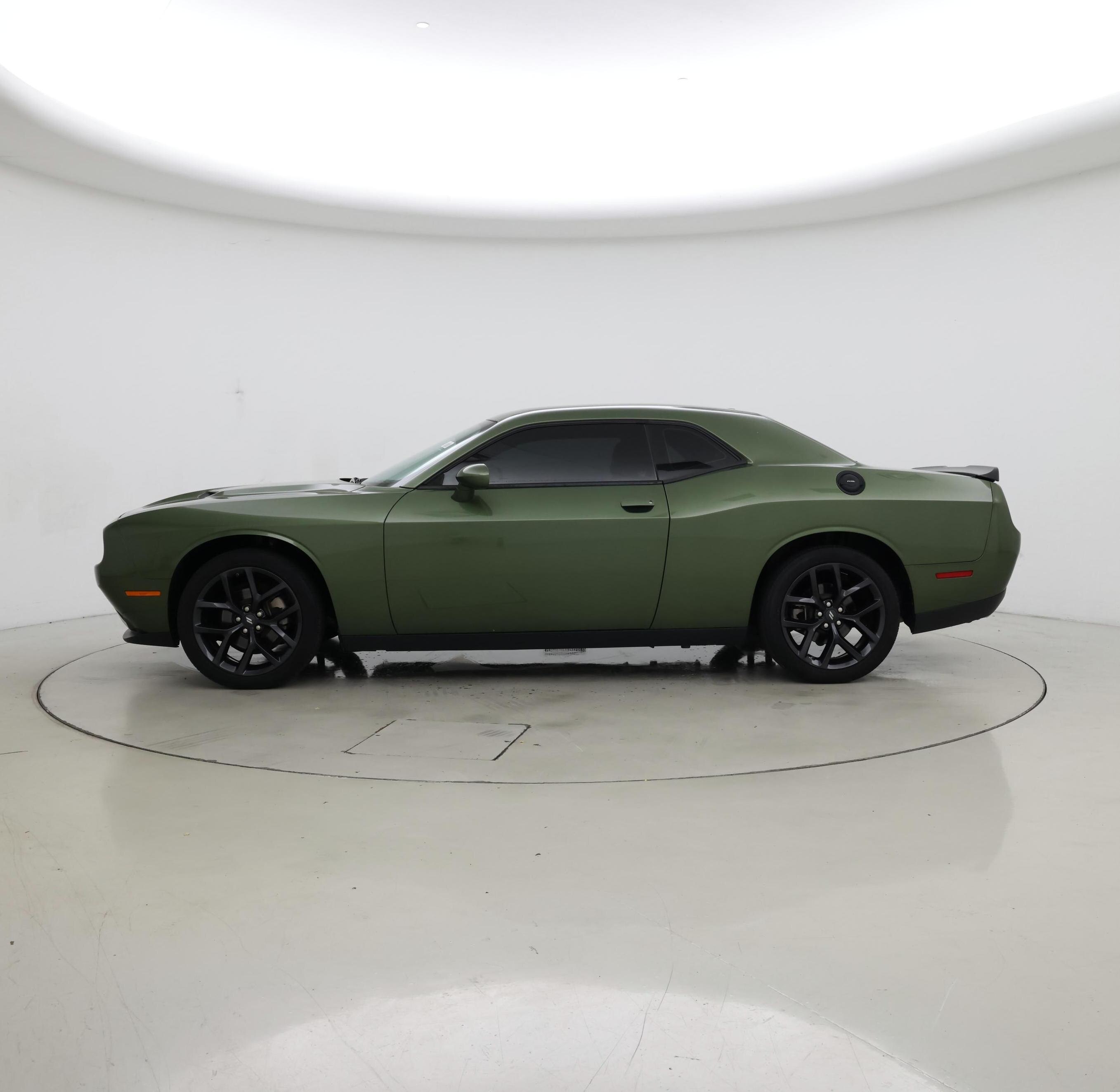 Thumbnail: 2022 Dodge Challenger - 3