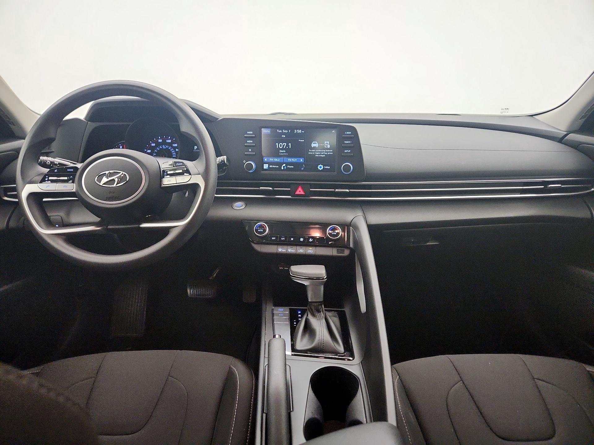 Thumbnail: 2023 Hyundai Elantra - 9