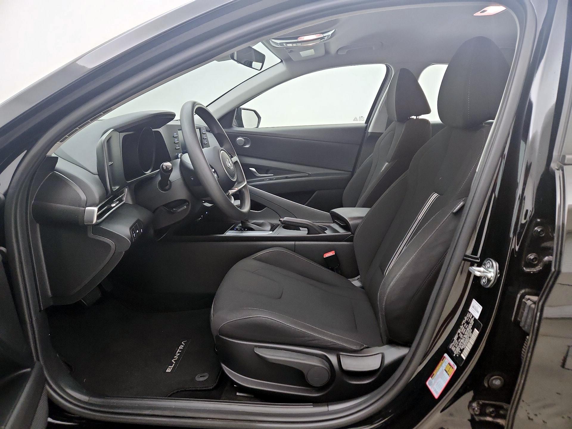 Thumbnail: 2023 Hyundai Elantra - 11
