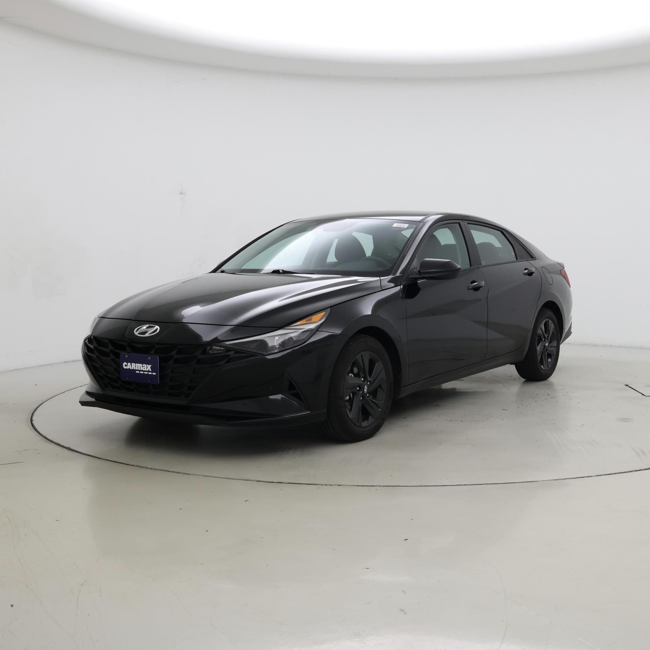 Thumbnail: 2023 Hyundai Elantra - 4