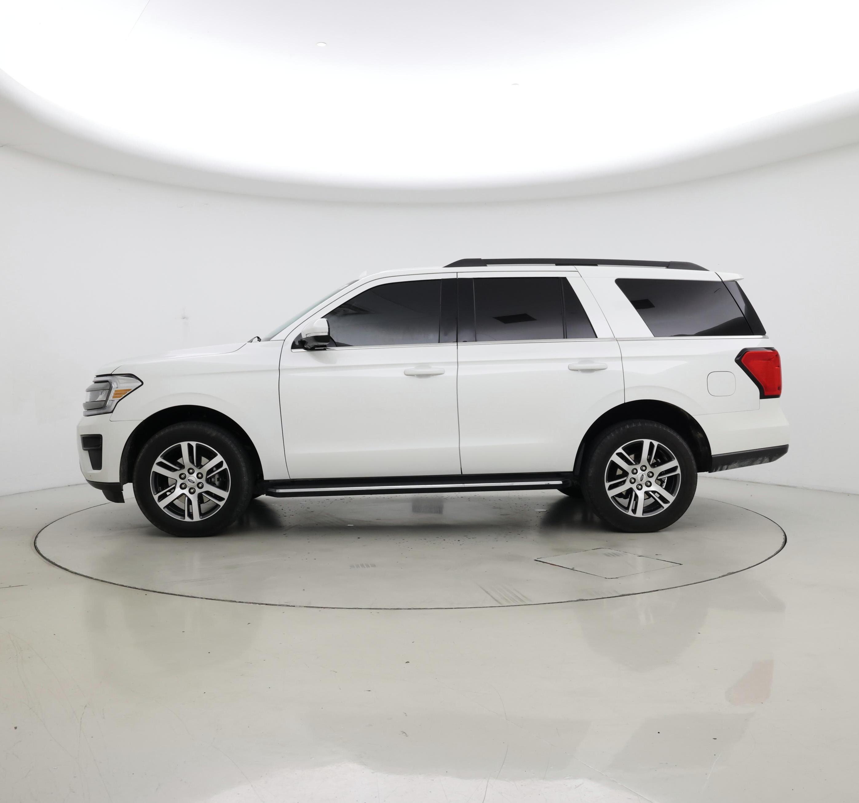 Thumbnail: 2023 Ford Expedition - 3