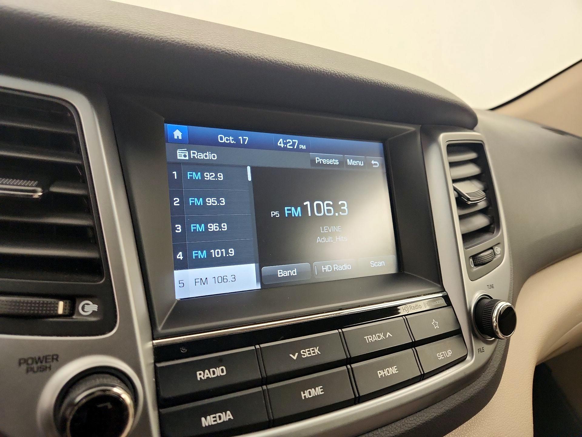 Thumbnail: 2018 Hyundai Tucson - 15