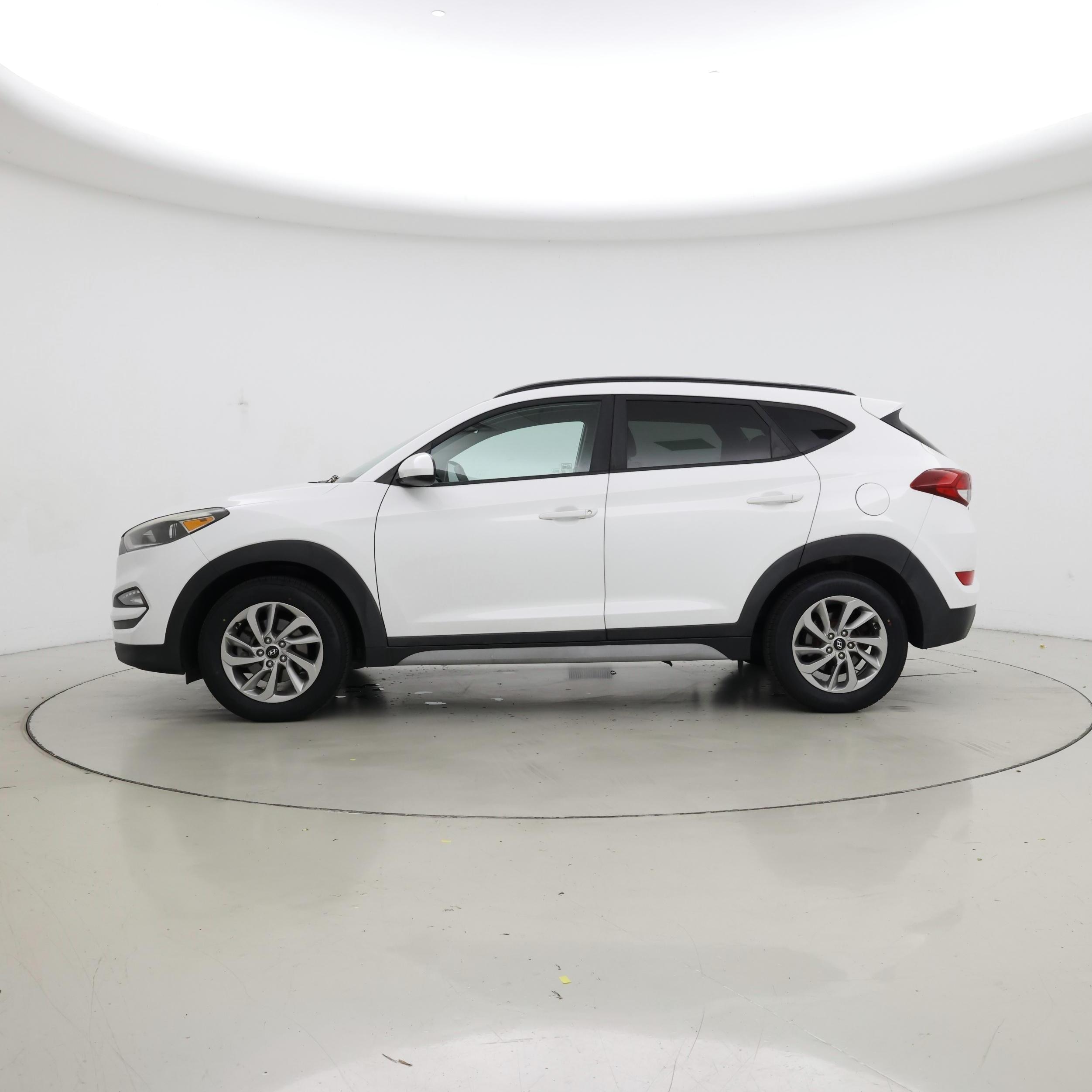 Thumbnail: 2018 Hyundai Tucson - 3