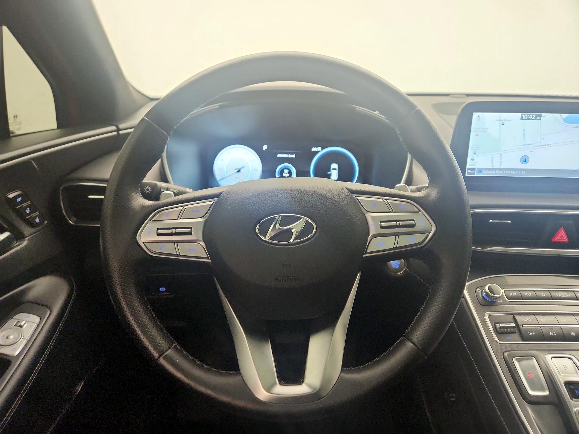 Thumbnail: 2022 Hyundai Santa Fe - 10