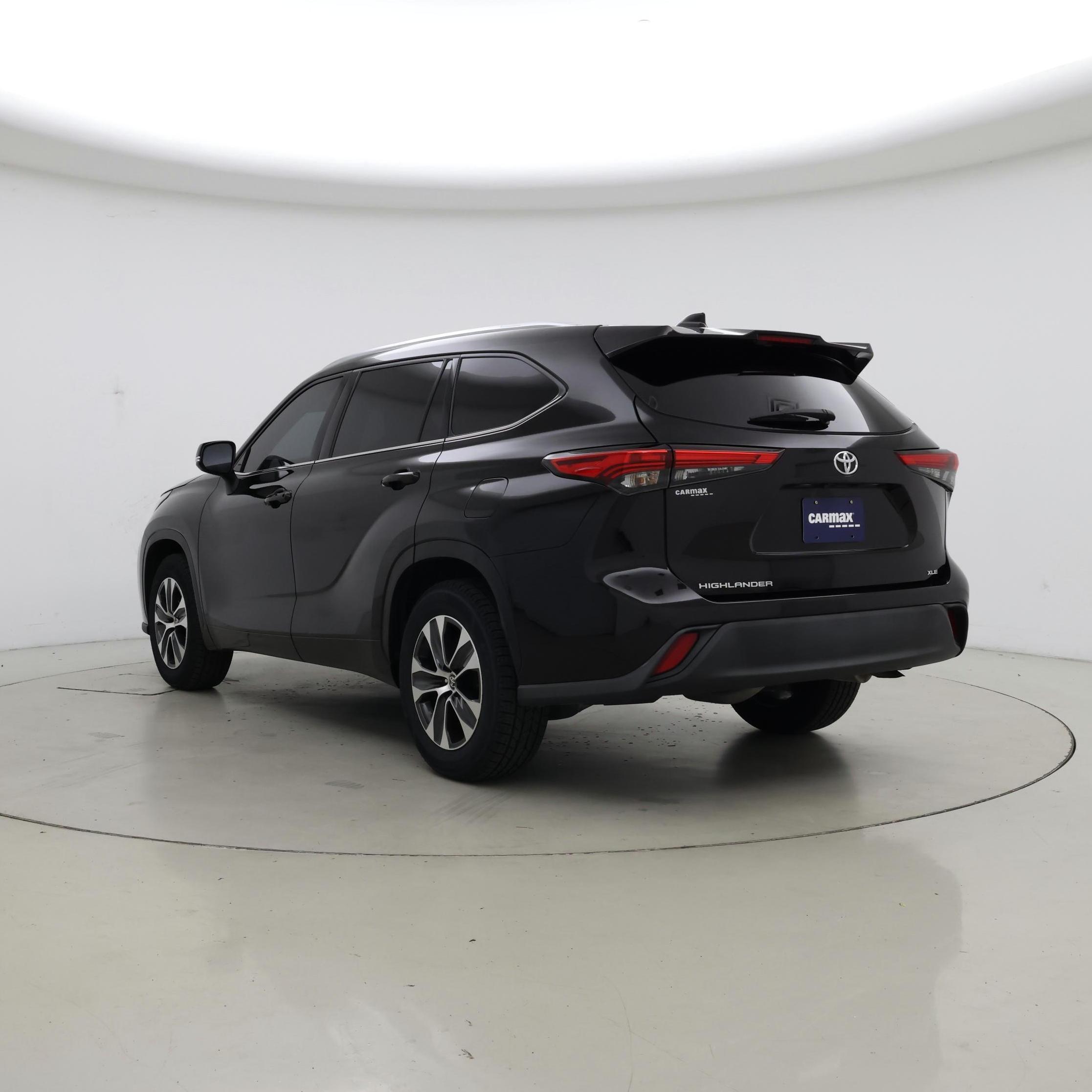 Thumbnail: 2021 Toyota Highlander - 2