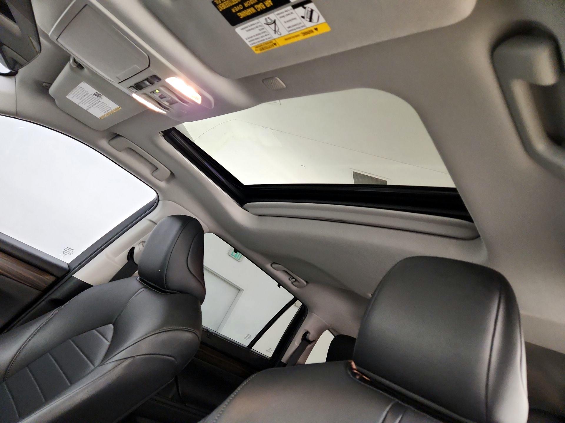 Thumbnail: 2021 Toyota Highlander - 19