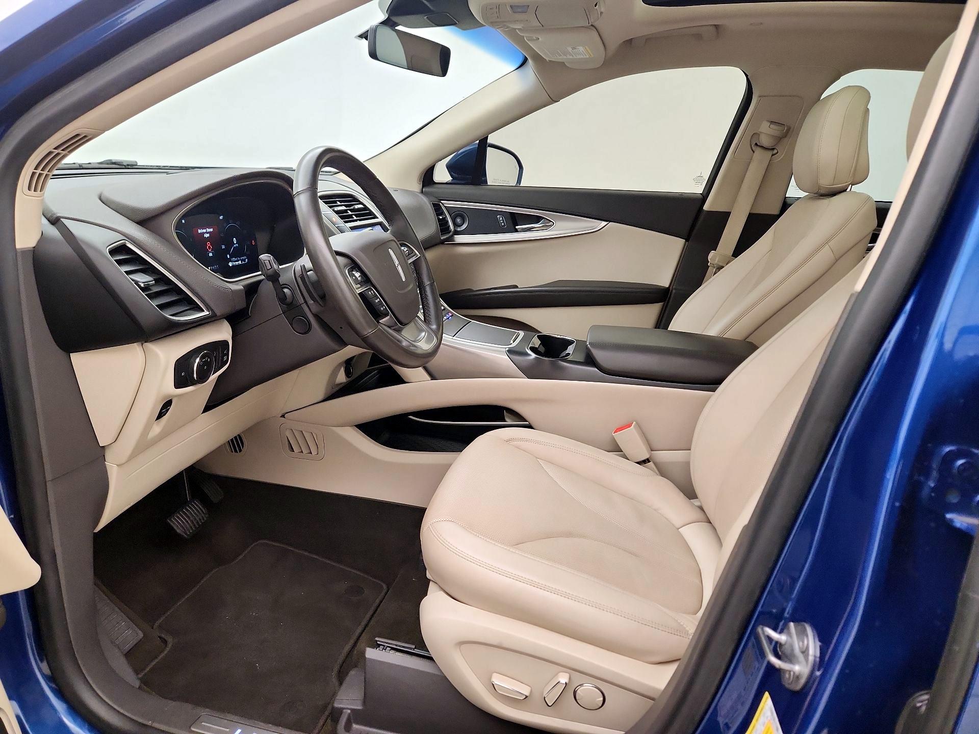 Thumbnail: 2020 Lincoln Nautilus - 11