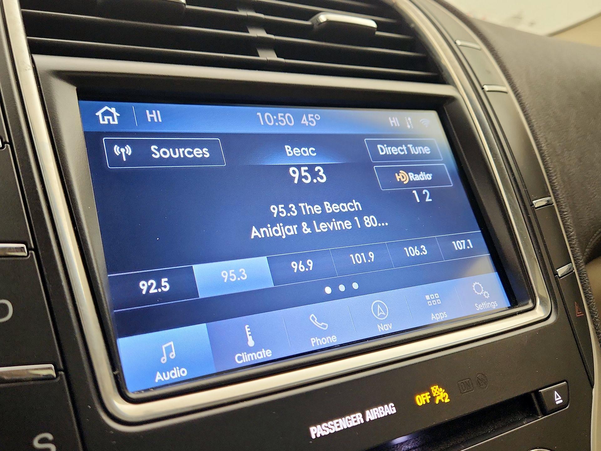 Thumbnail: 2020 Lincoln Nautilus - 16