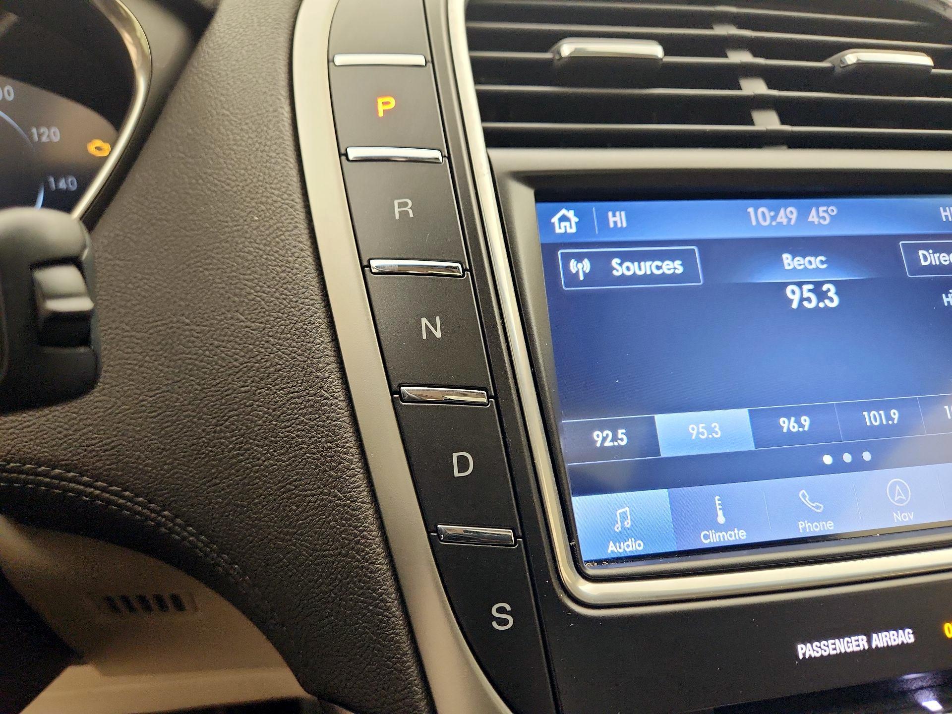 Thumbnail: 2020 Lincoln Nautilus - 18