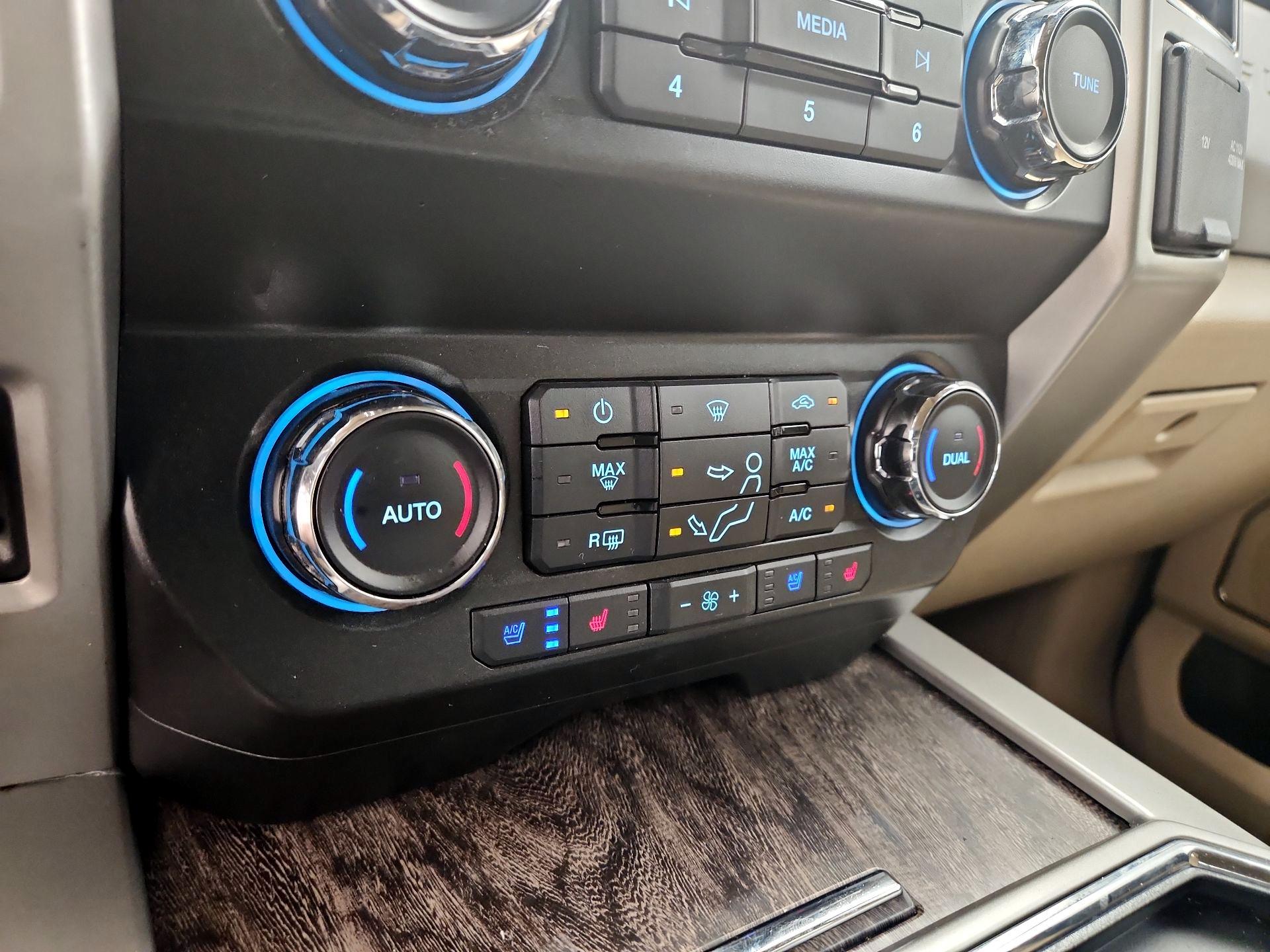 Thumbnail: 2019 Ford F-250 - 17