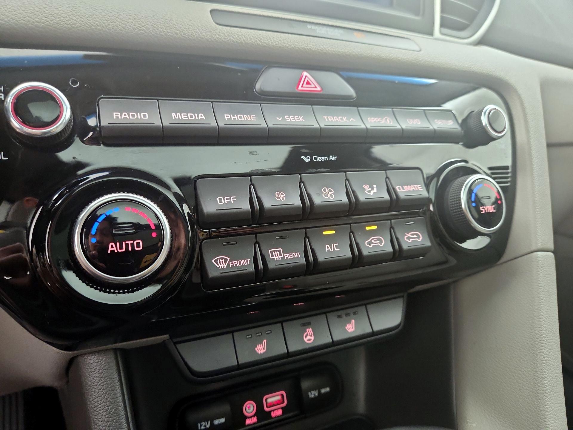 Thumbnail: 2019 Kia Sportage - 16