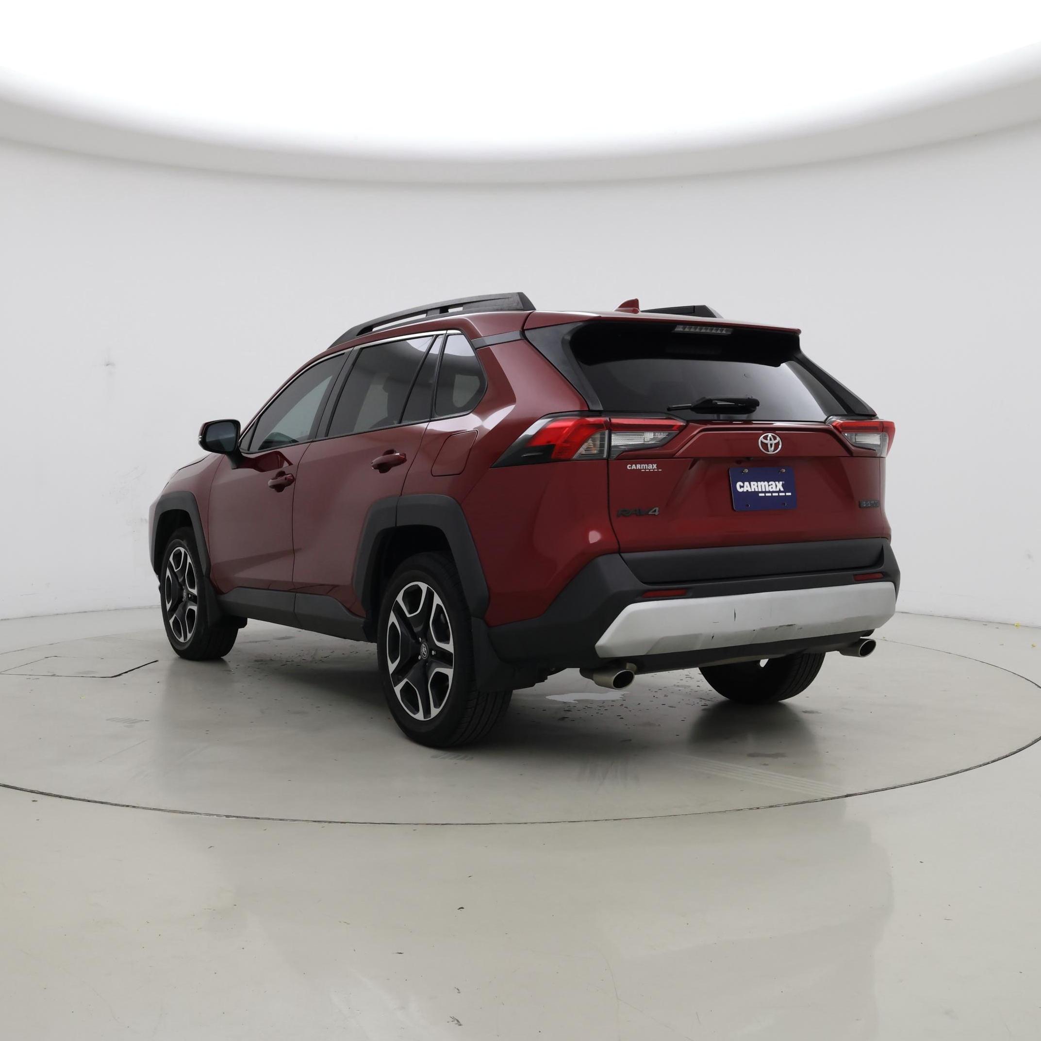 Thumbnail: 2019 Toyota RAV4 - 2