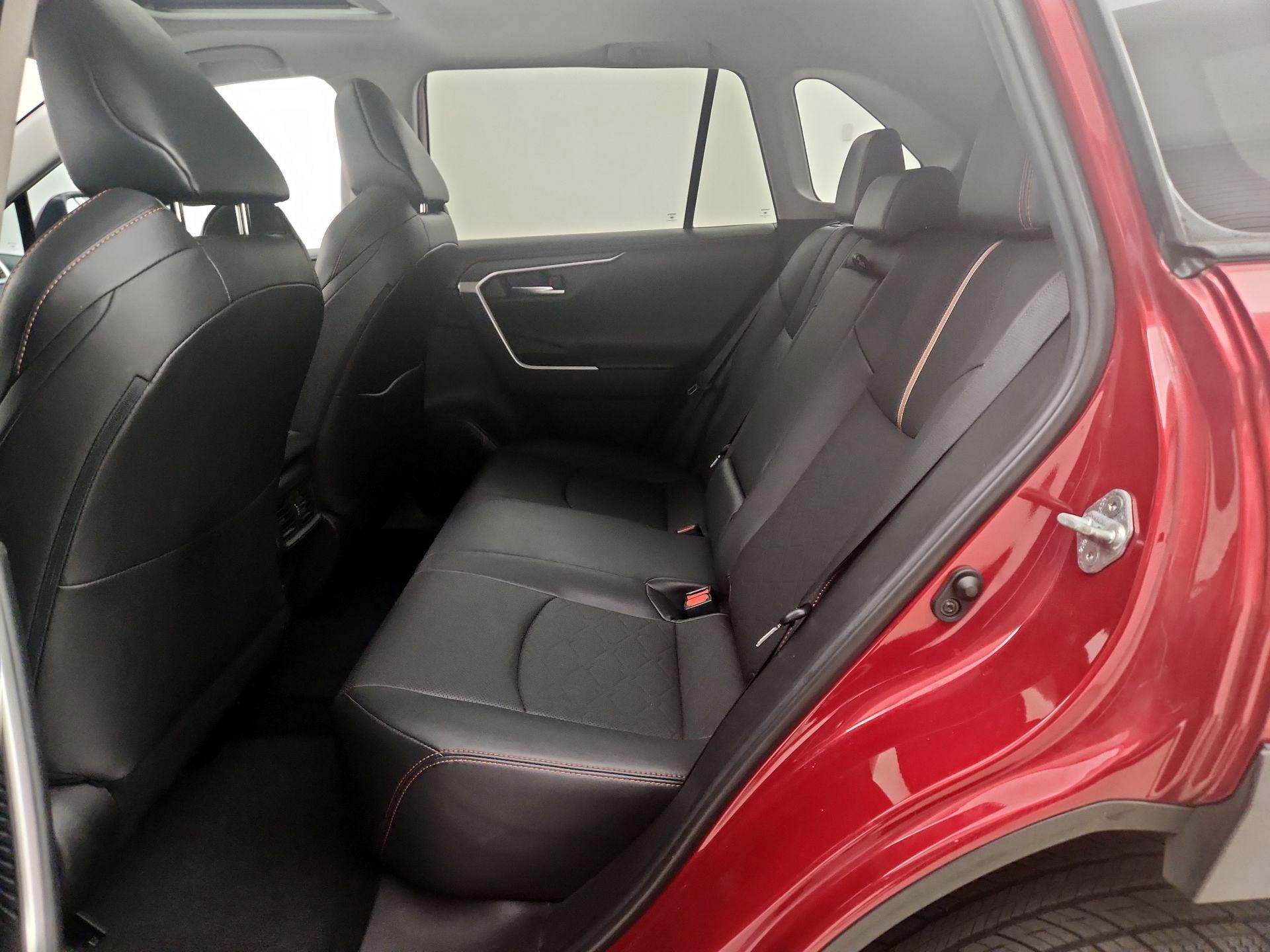 Thumbnail: 2019 Toyota RAV4 - 20