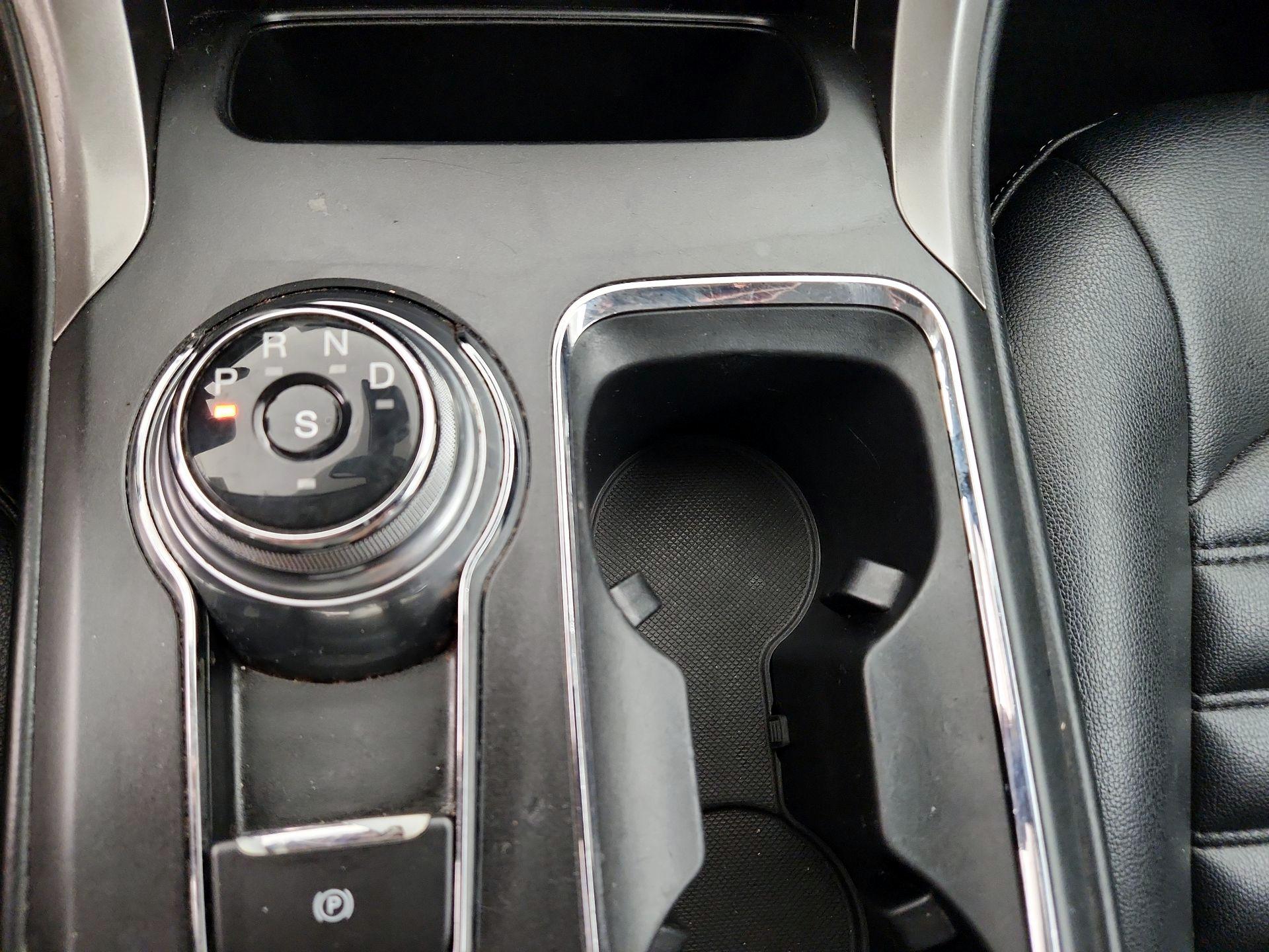 Thumbnail: 2019 Ford Fusion - 17